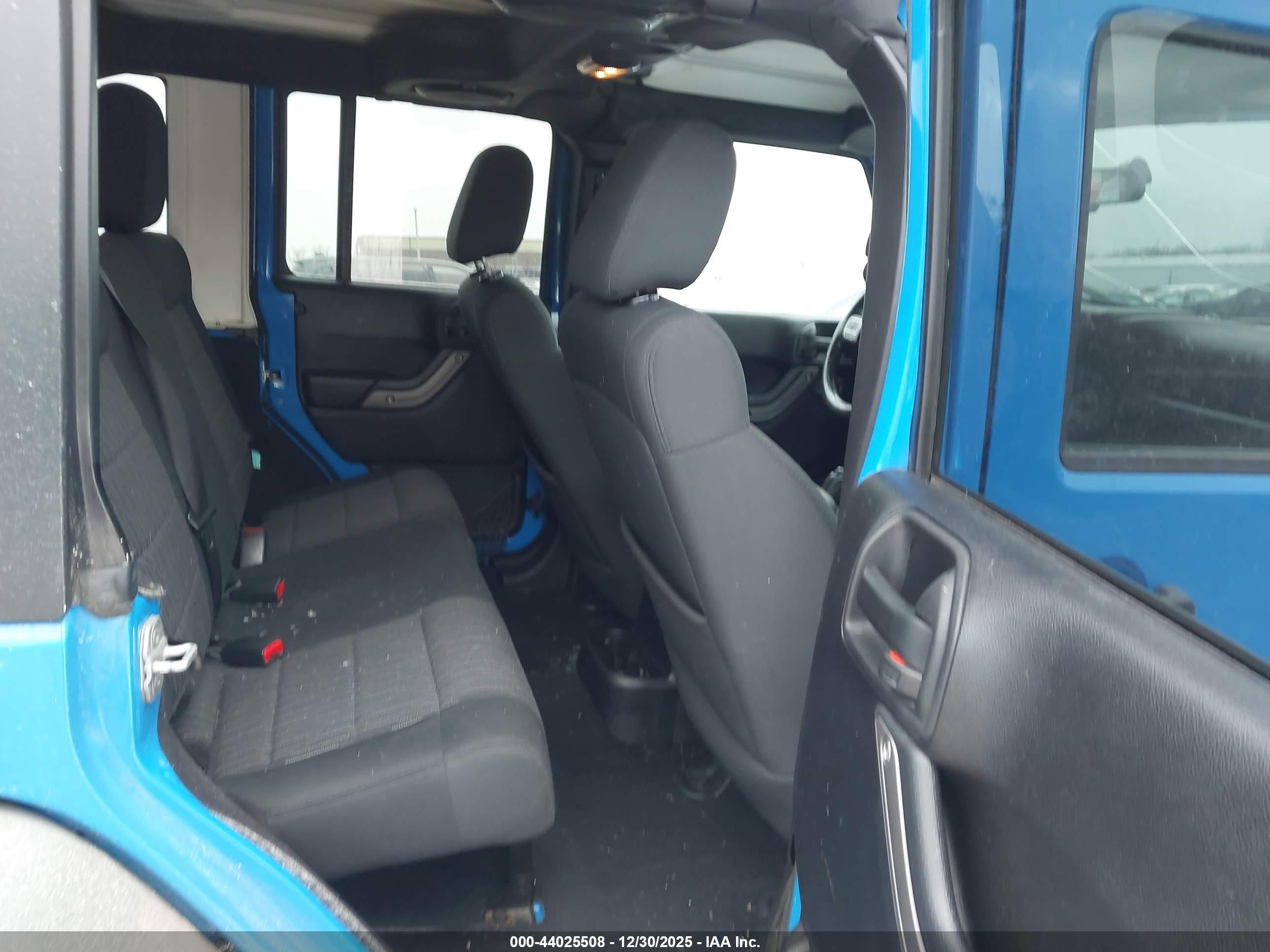JEEP WRANGLER image 8