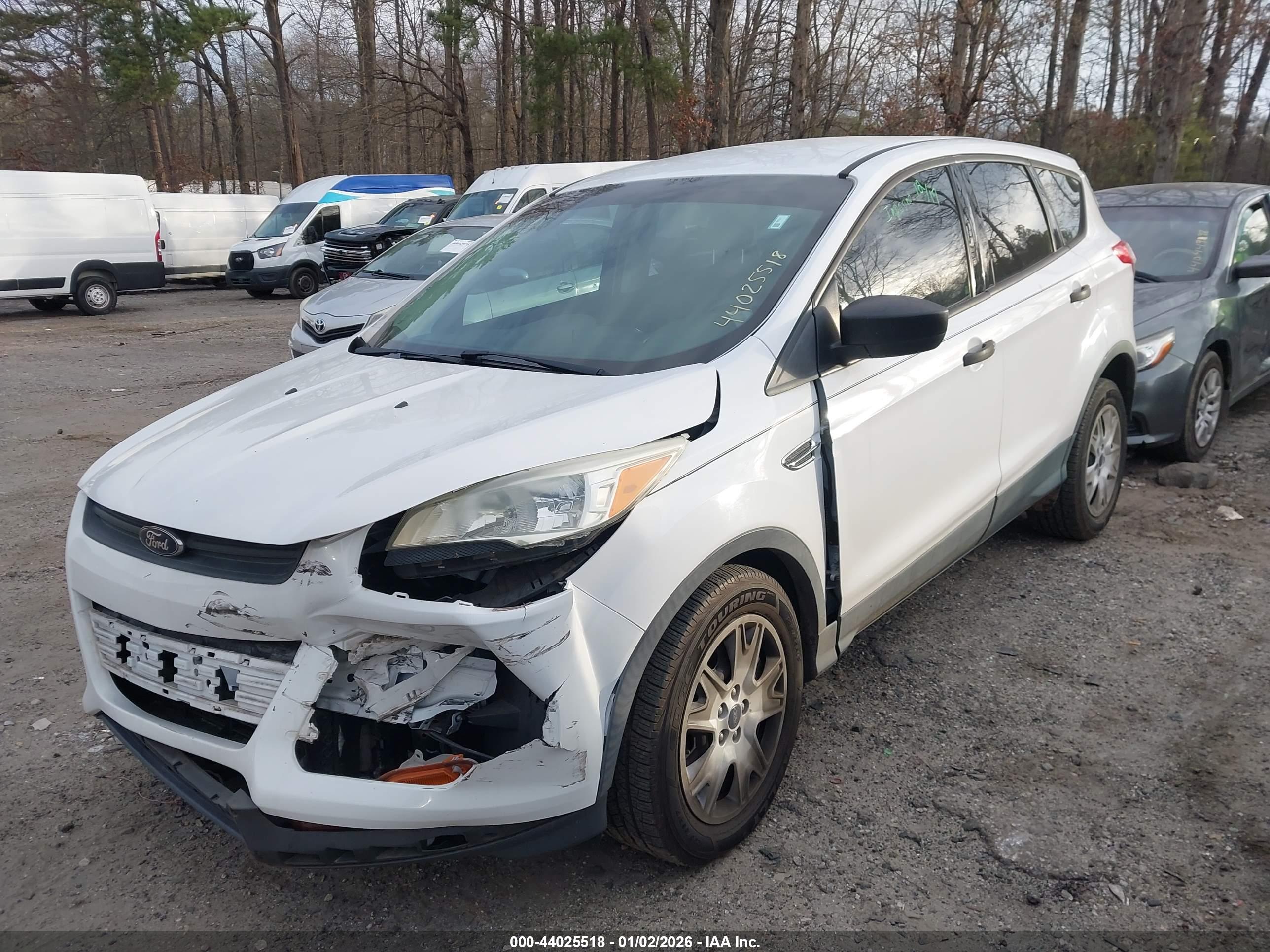 FORD ESCAPE image 2