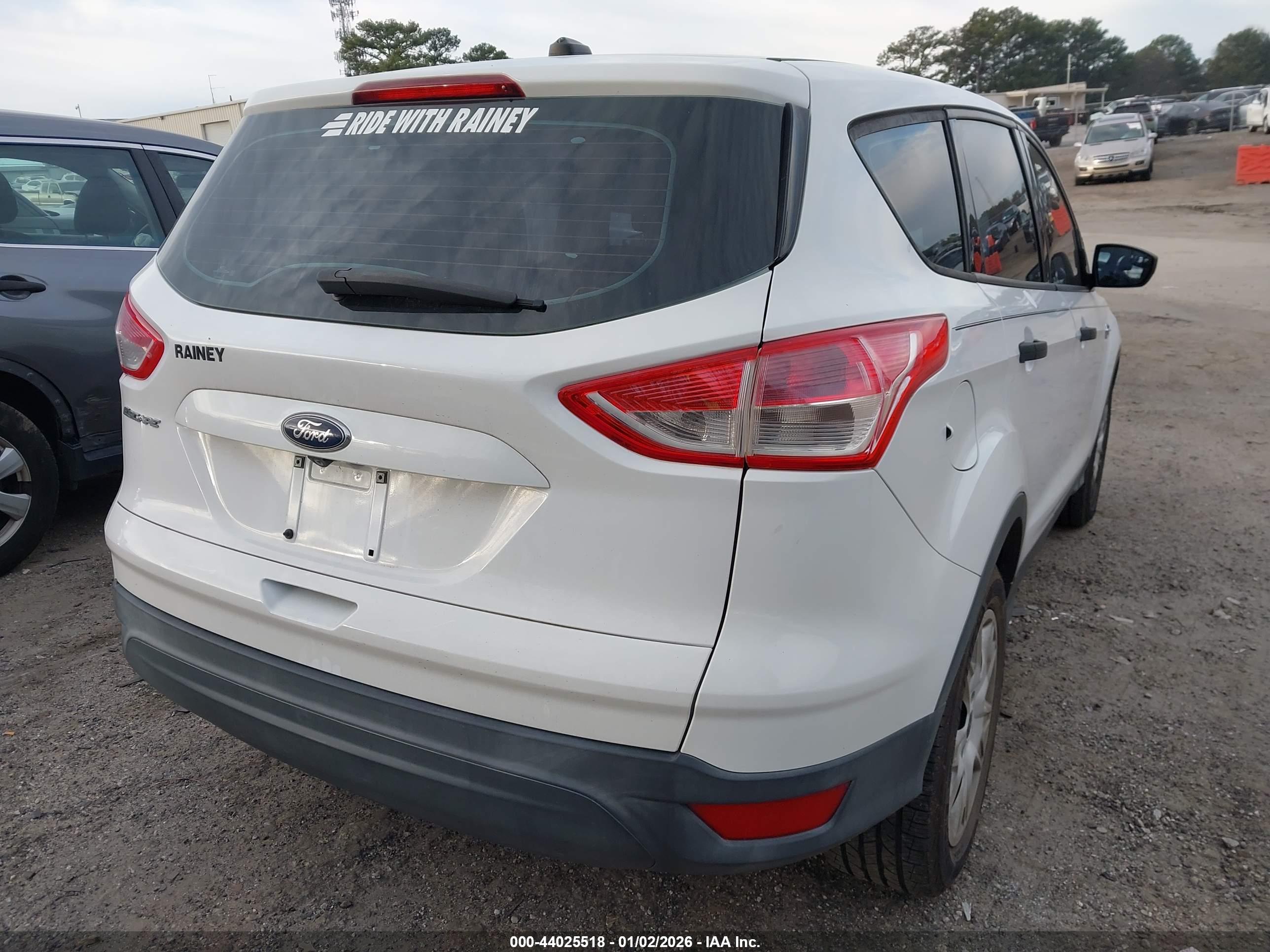 FORD ESCAPE image 4