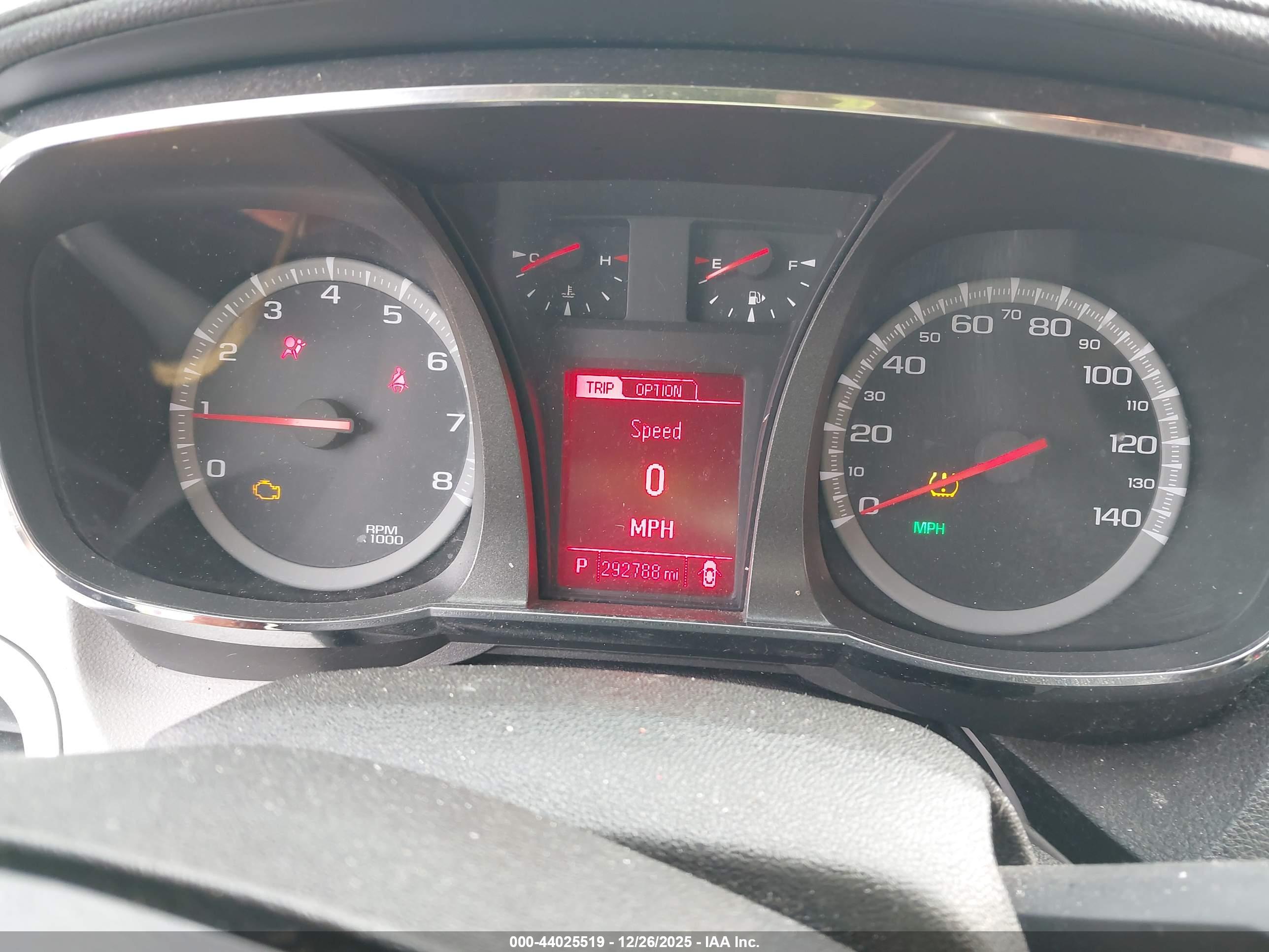 GMC TERRAIN image 7