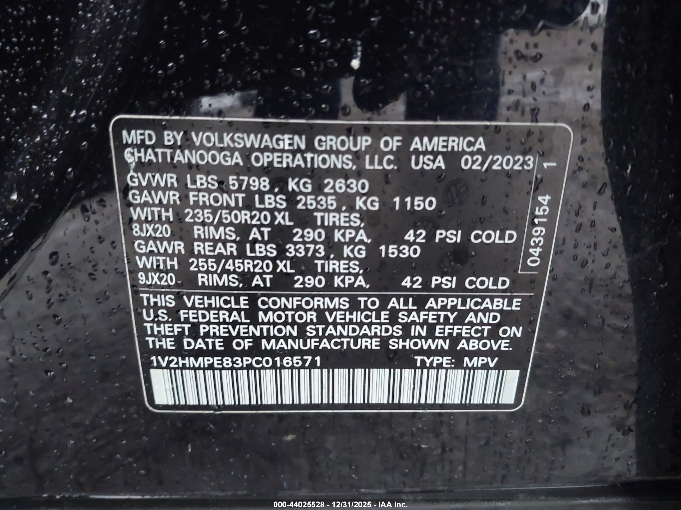 VOLKSWAGEN ID.4 image 9