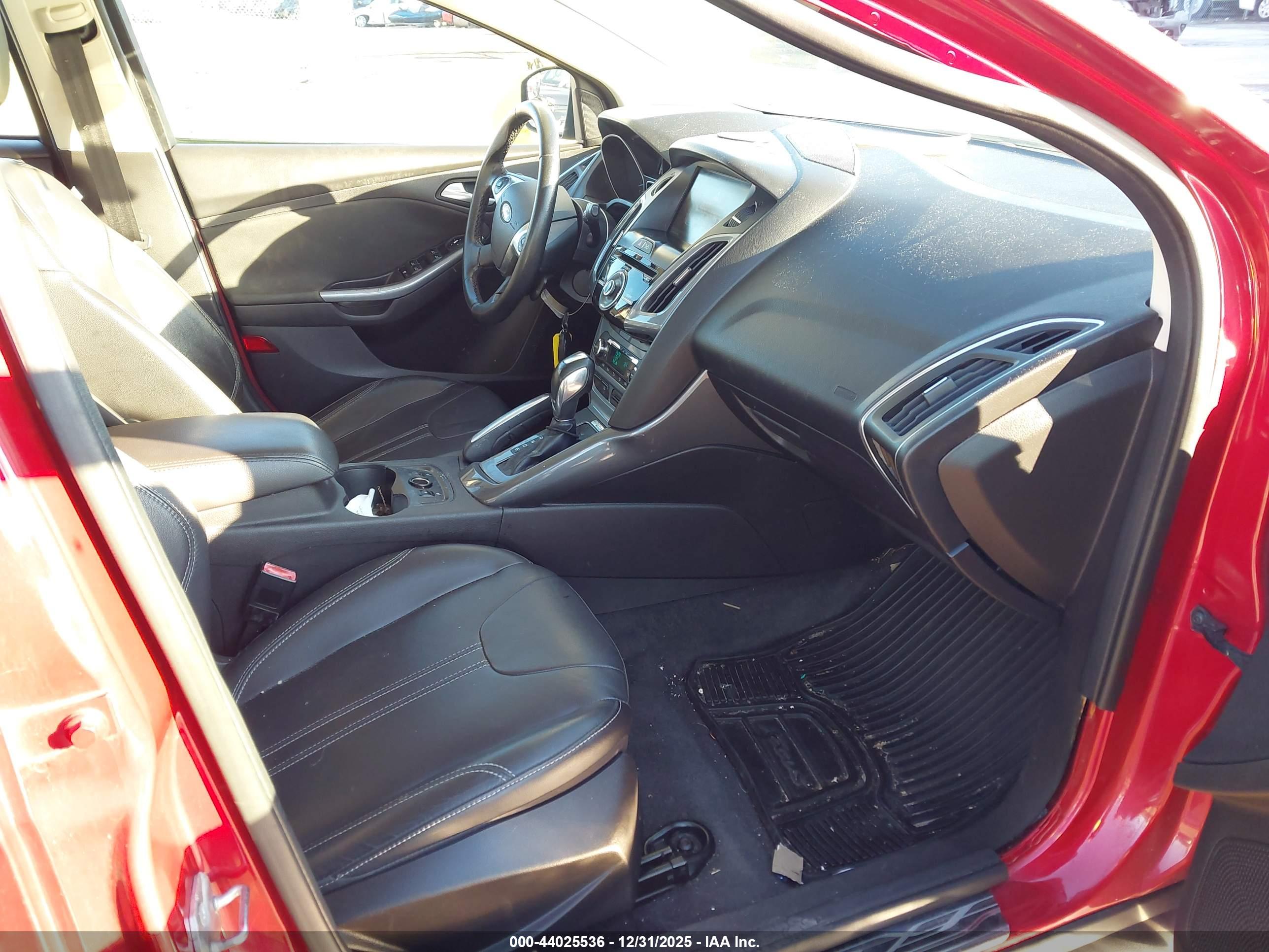 FORD FOCUS image 5