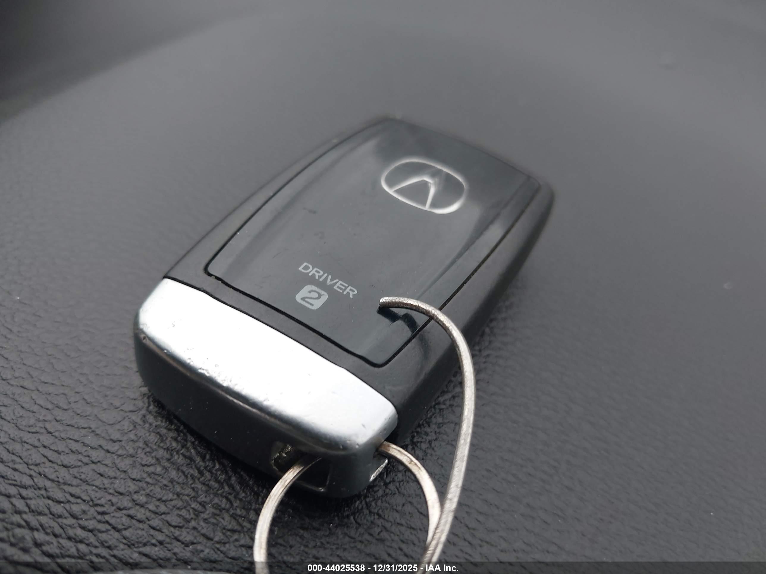 ACURA TLX image 11
