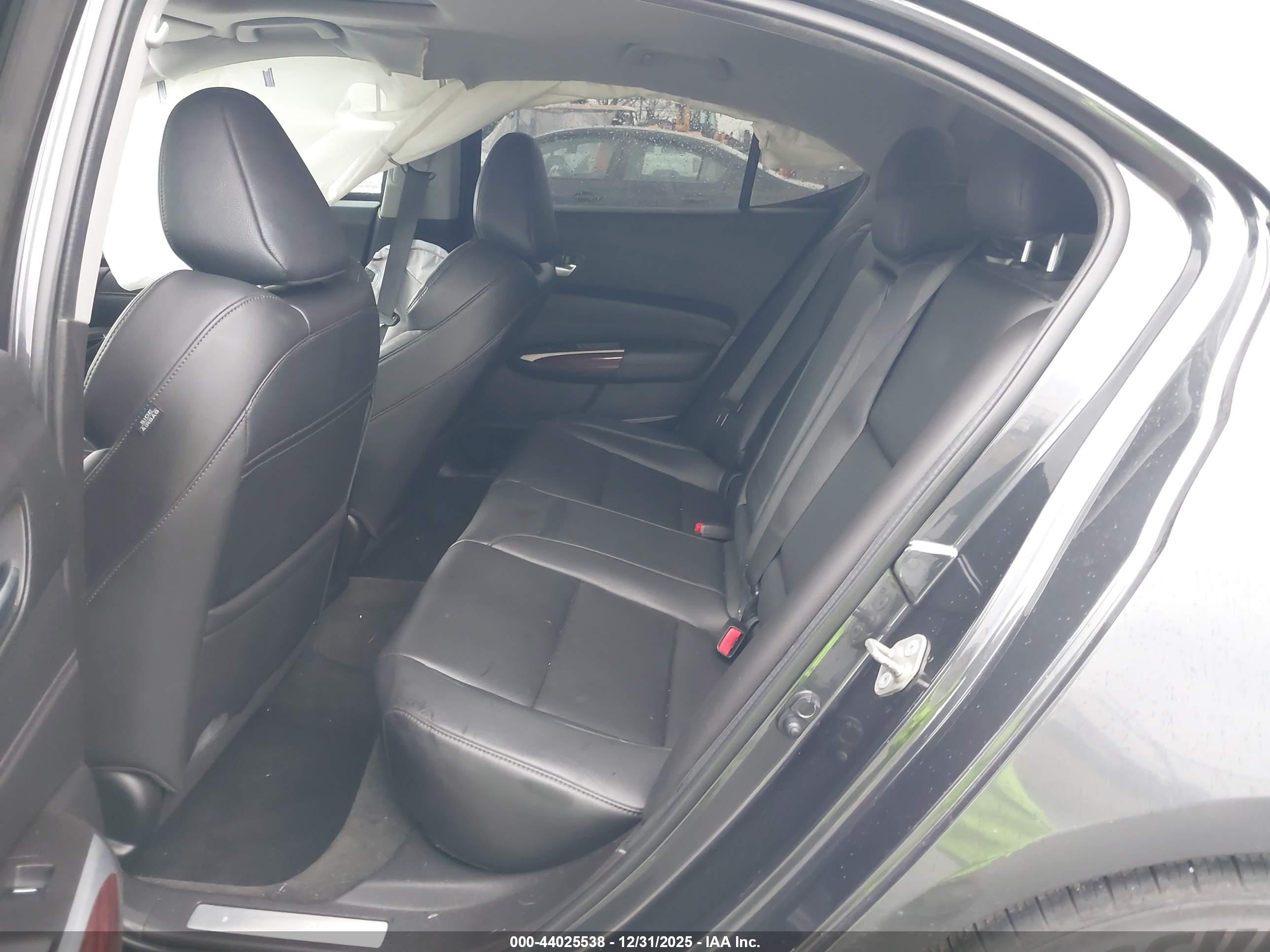 ACURA TLX image 8