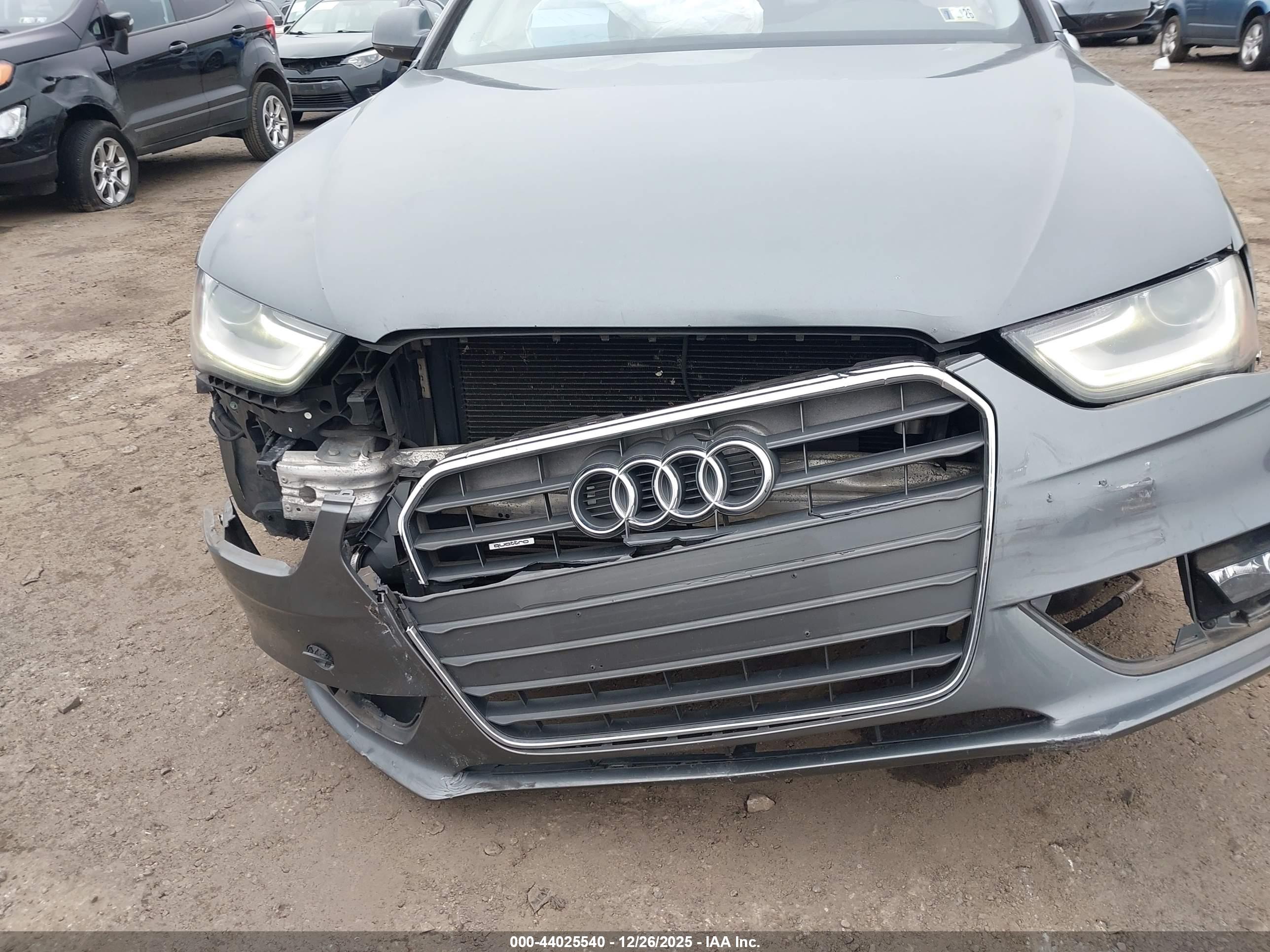 AUDI A4 image 6