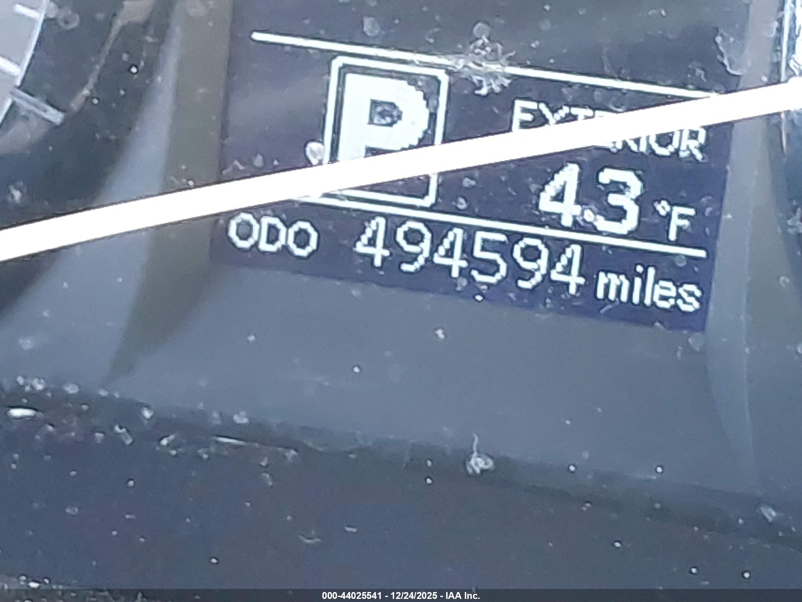 TOYOTA SIENNA image 7