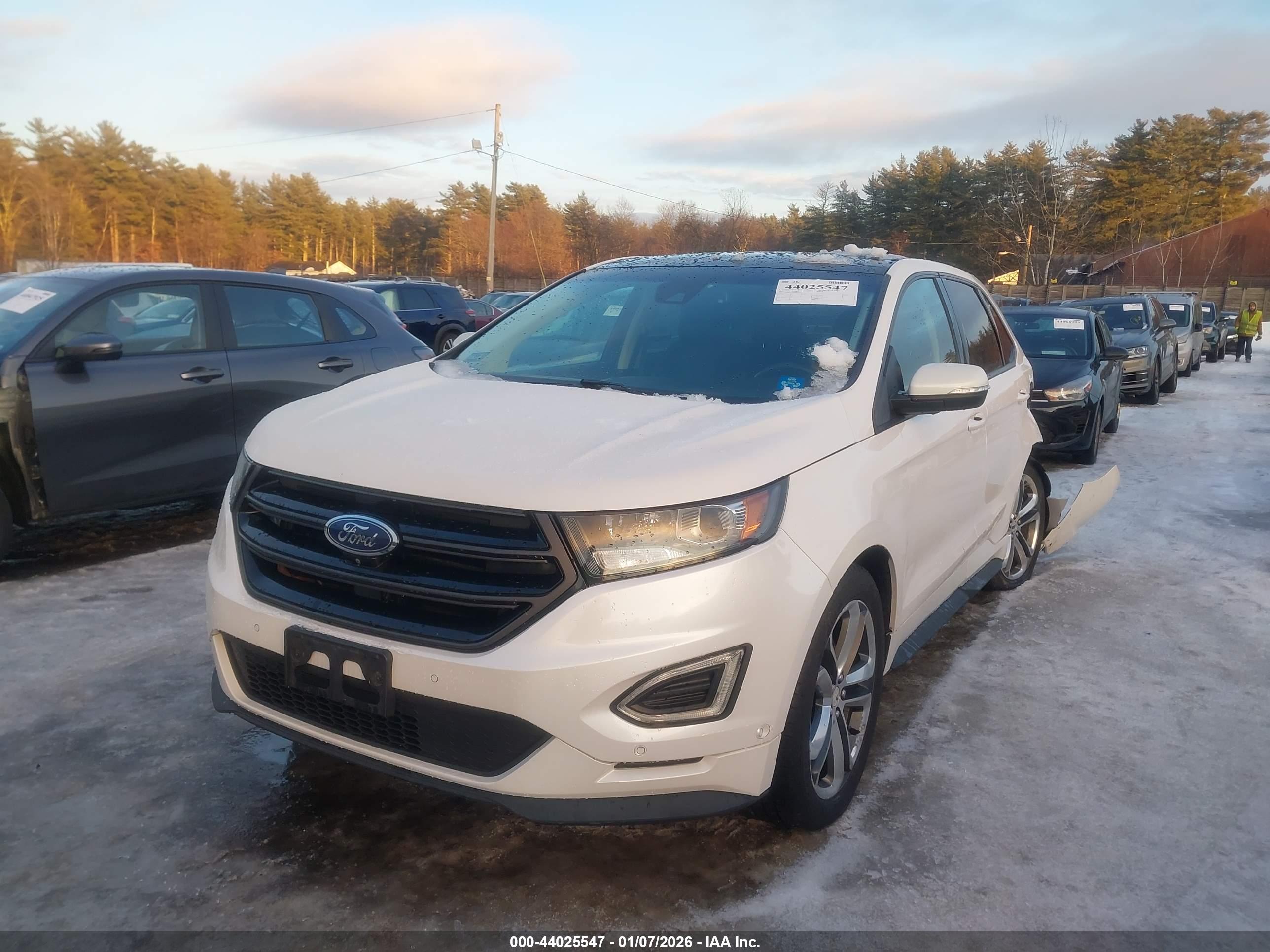FORD EDGE image 2