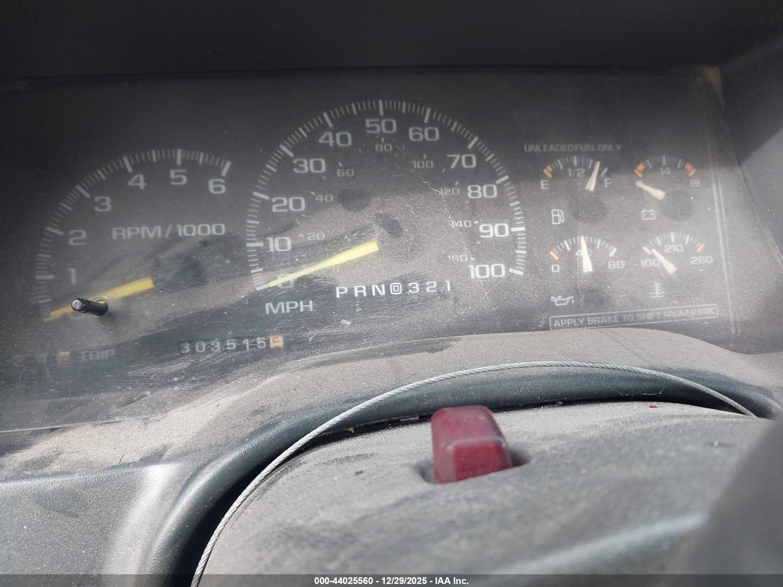 CHEVROLET C3500 image 7