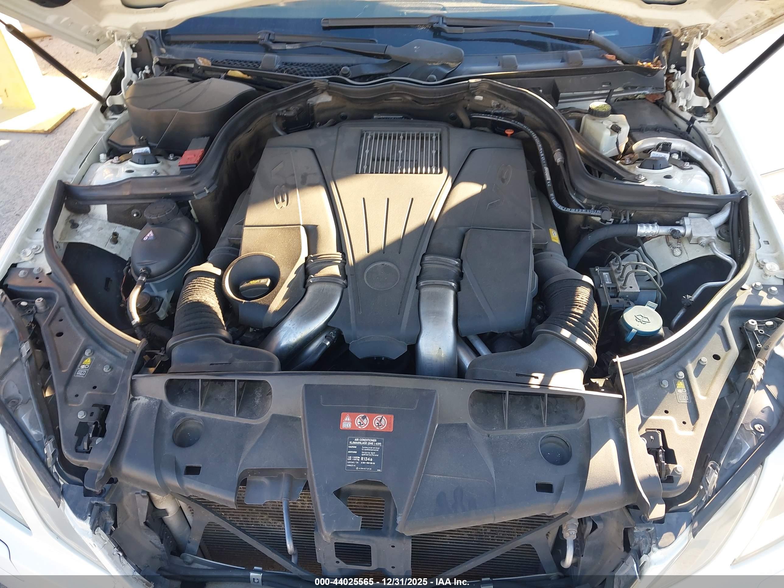 MERCEDES-BENZ E image 10