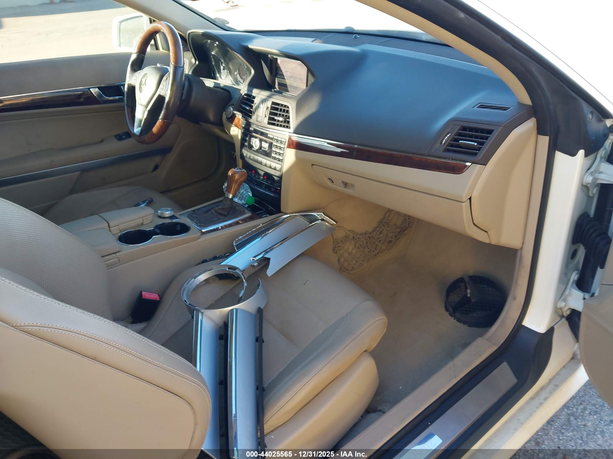 MERCEDES-BENZ E image 5