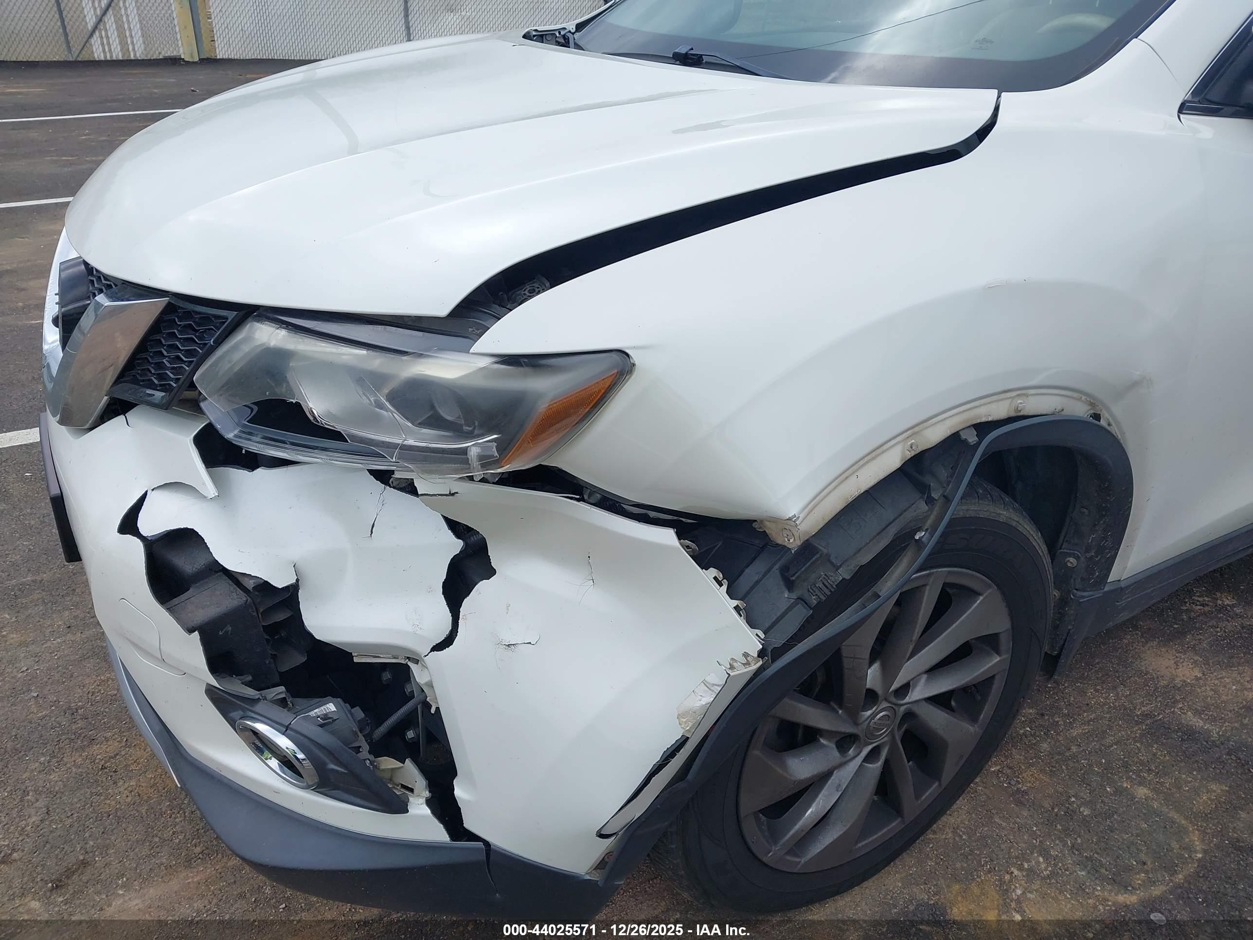 NISSAN ROGUE image 6