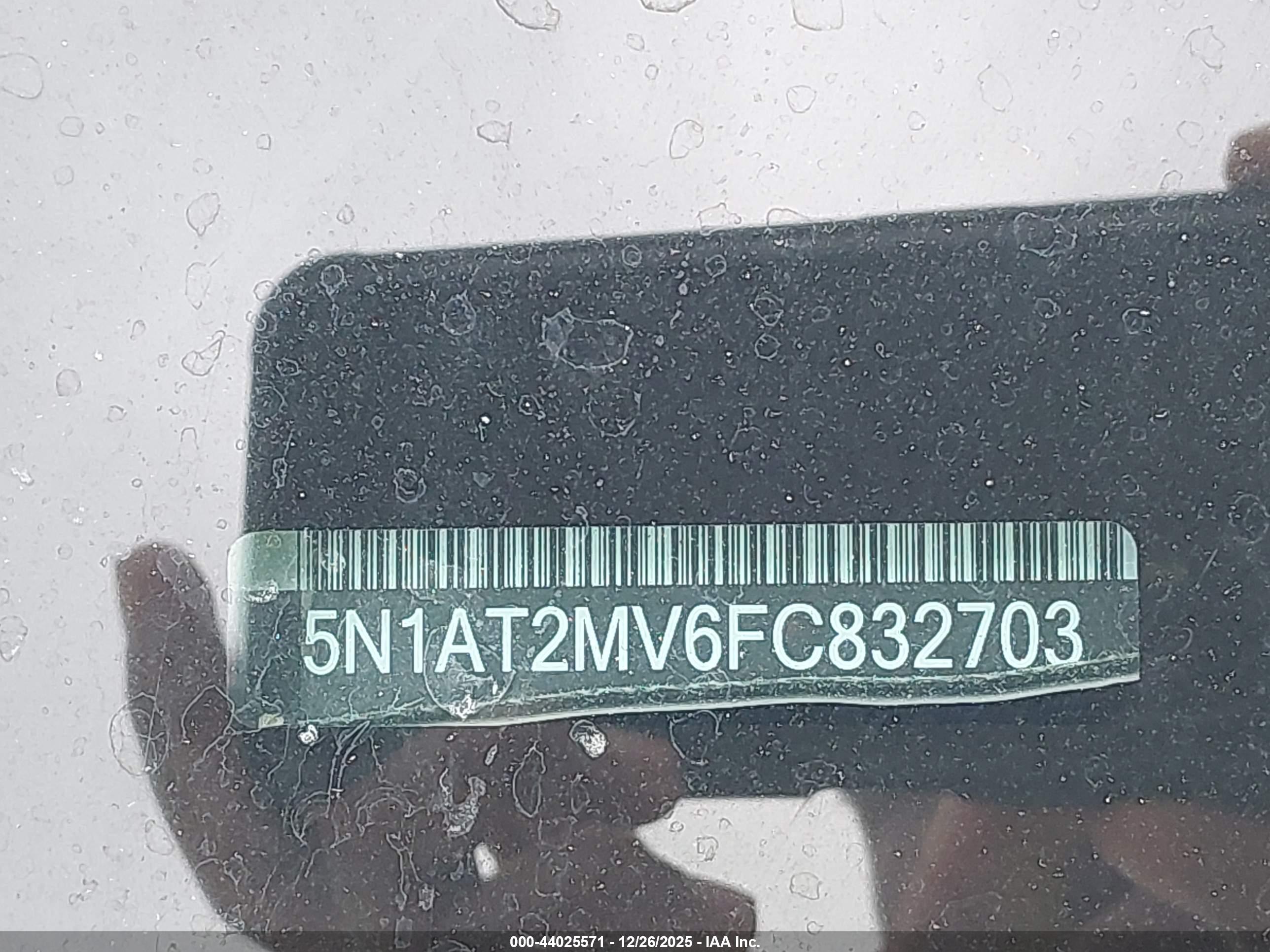 NISSAN ROGUE image 9