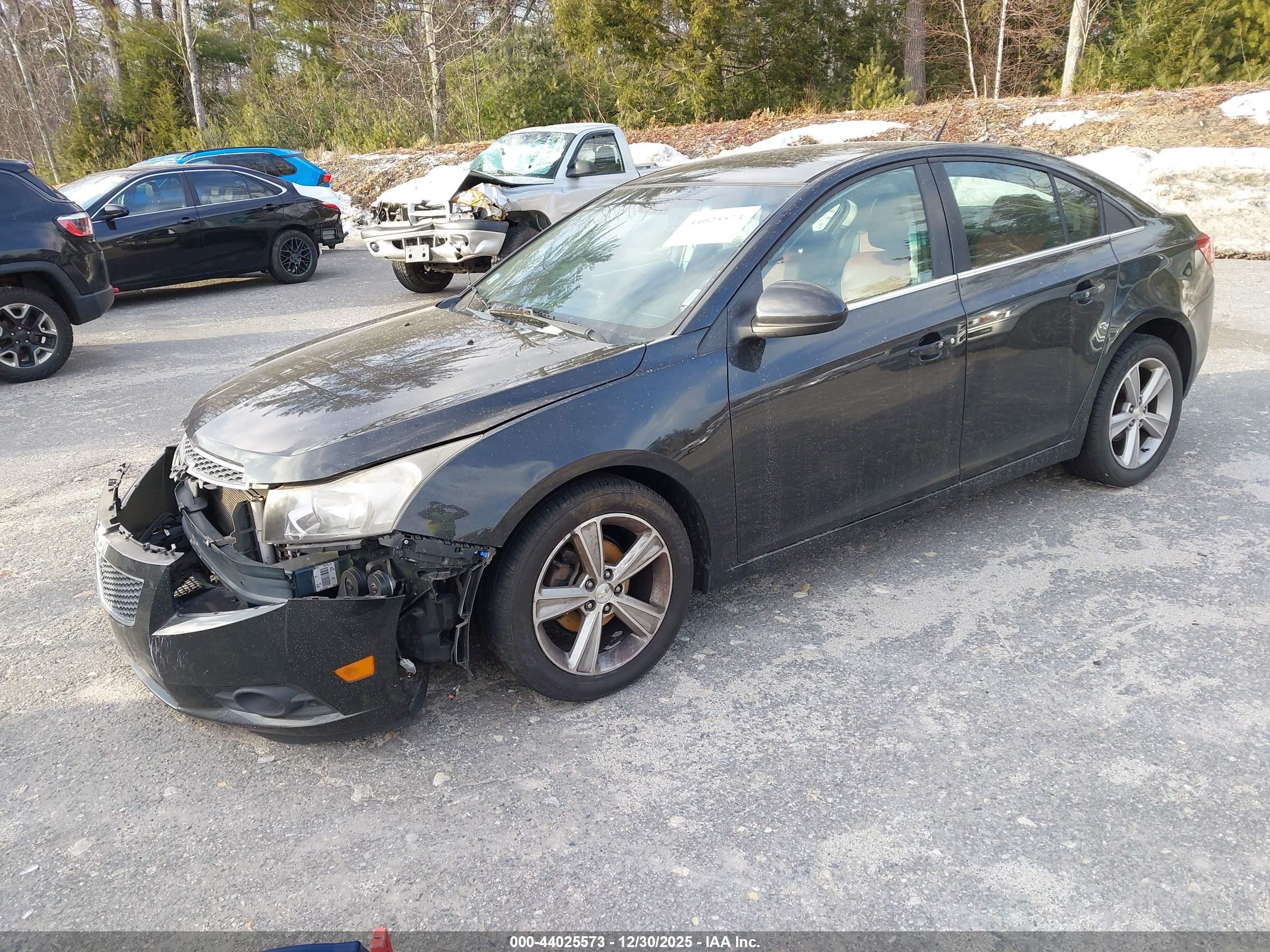 CHEVROLET CRUZE image 2