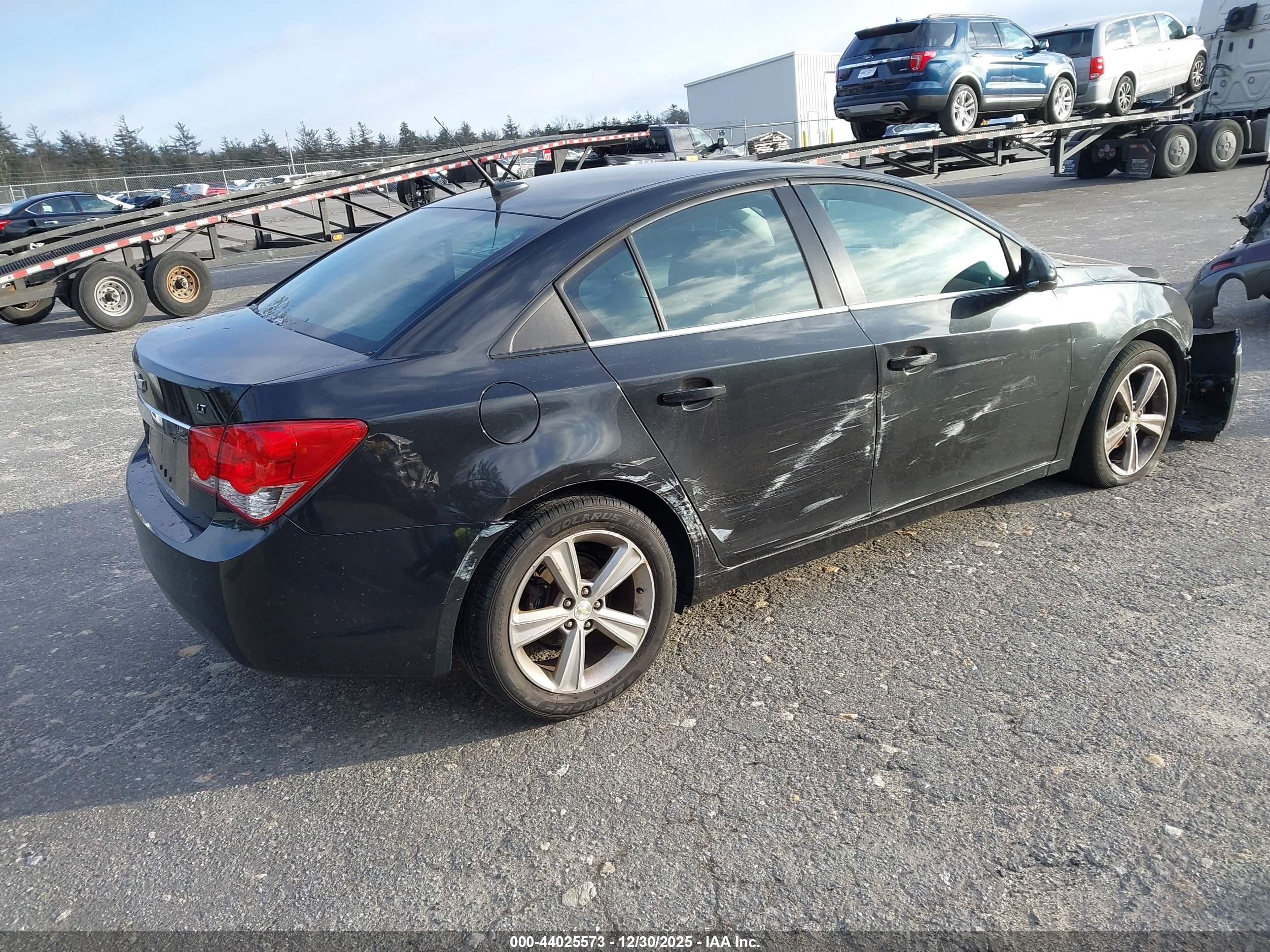 CHEVROLET CRUZE image 4