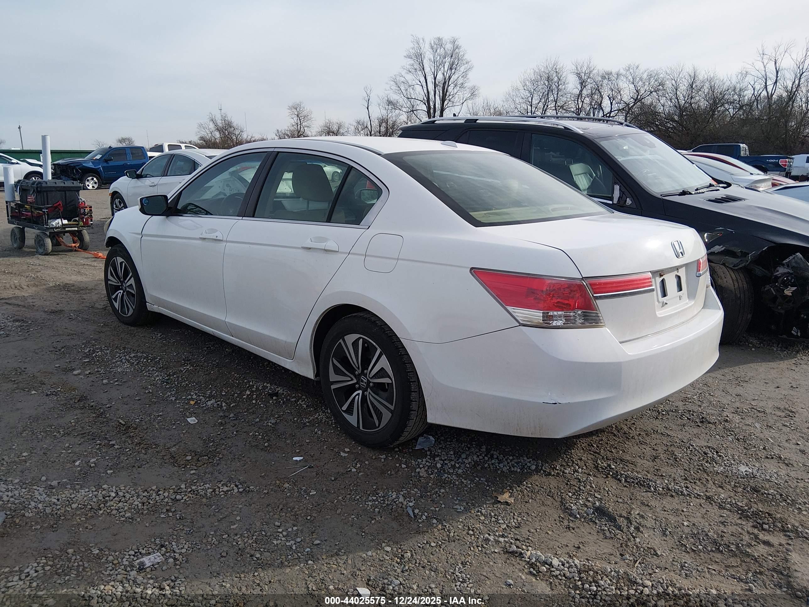 HONDA ACCORD image 3