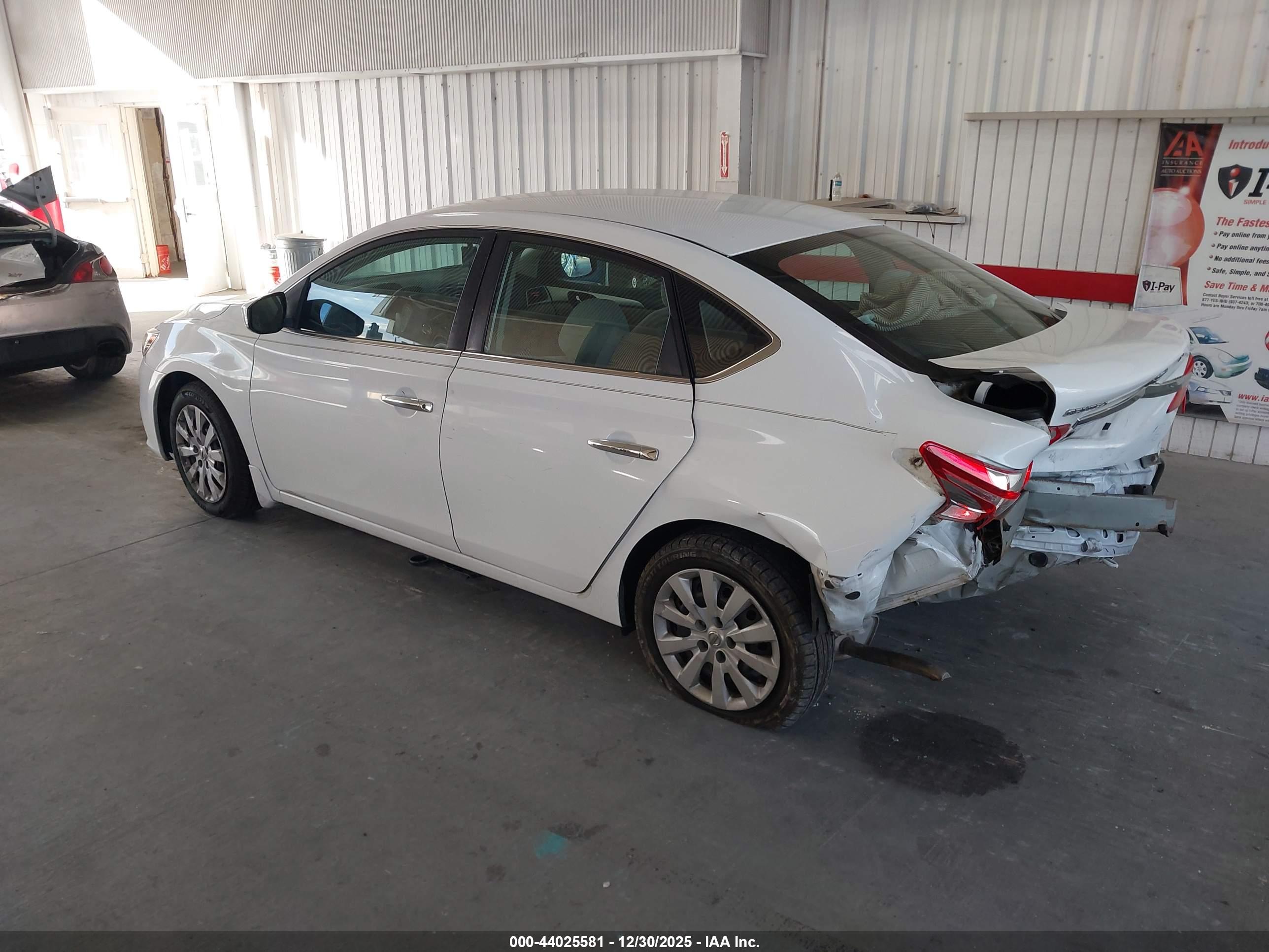 NISSAN SENTRA image 3