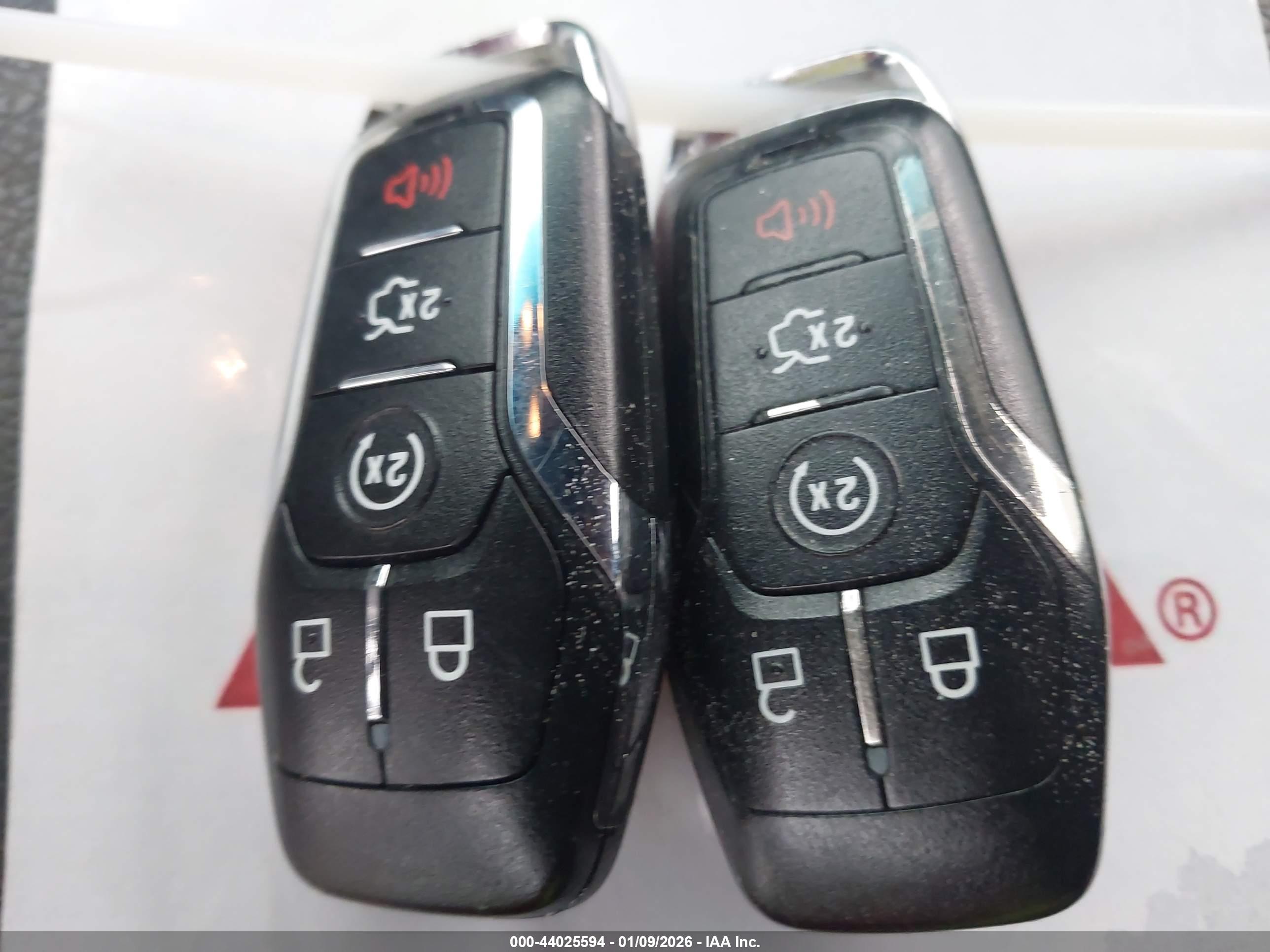 LINCOLN MKZ image 11