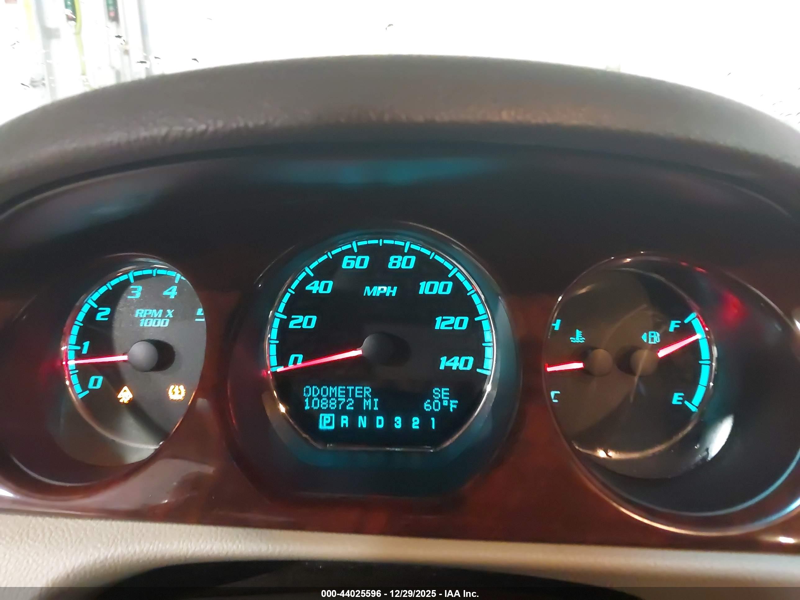 BUICK LUCERNE image 7
