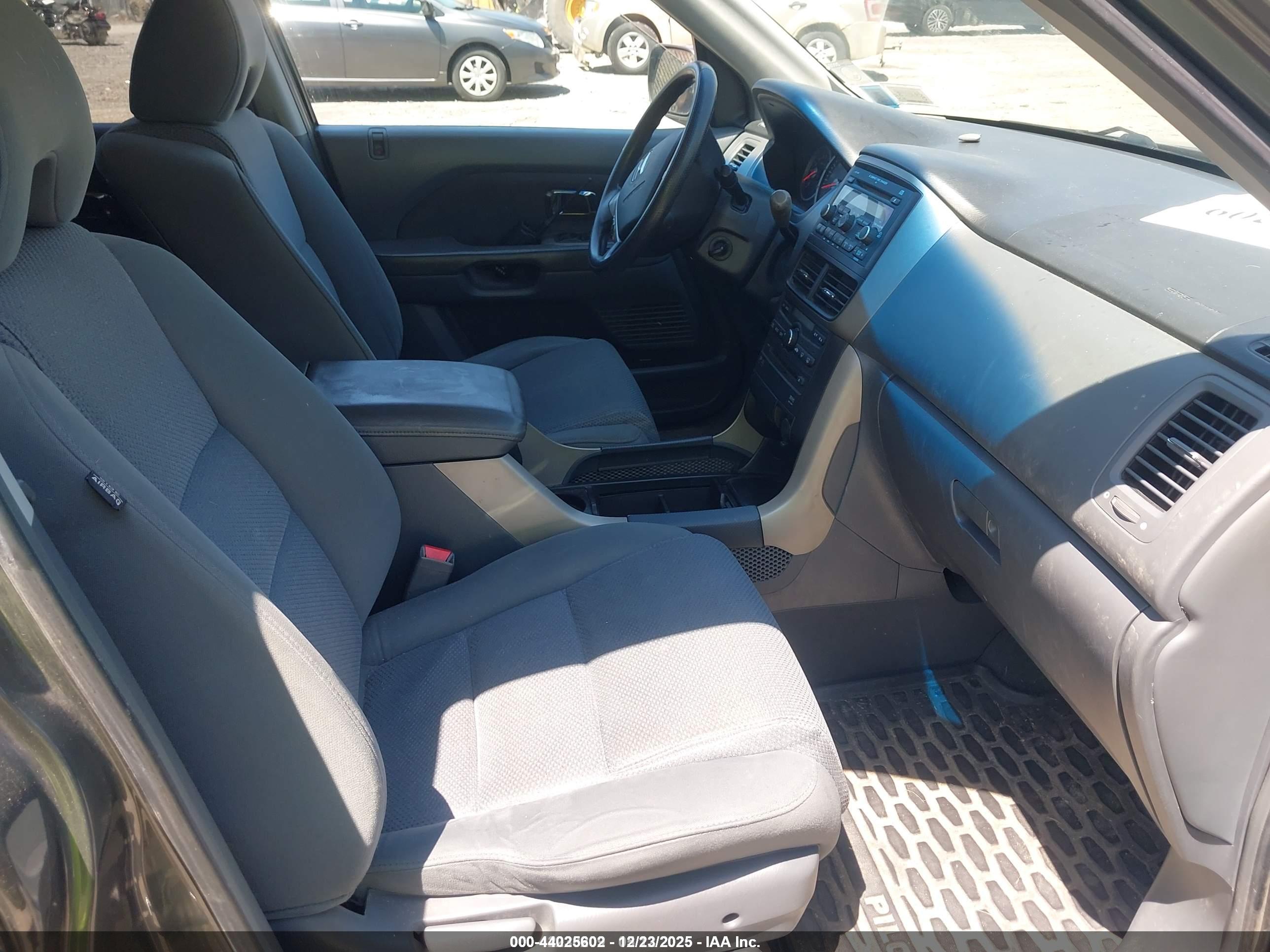 HONDA PILOT image 5