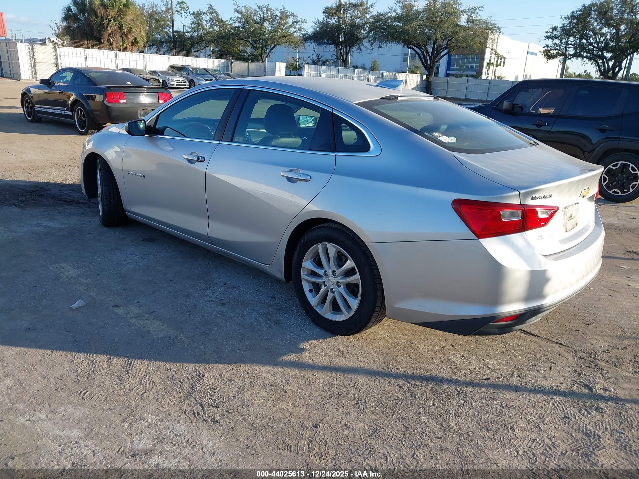CHEVROLET MALIBU image 3