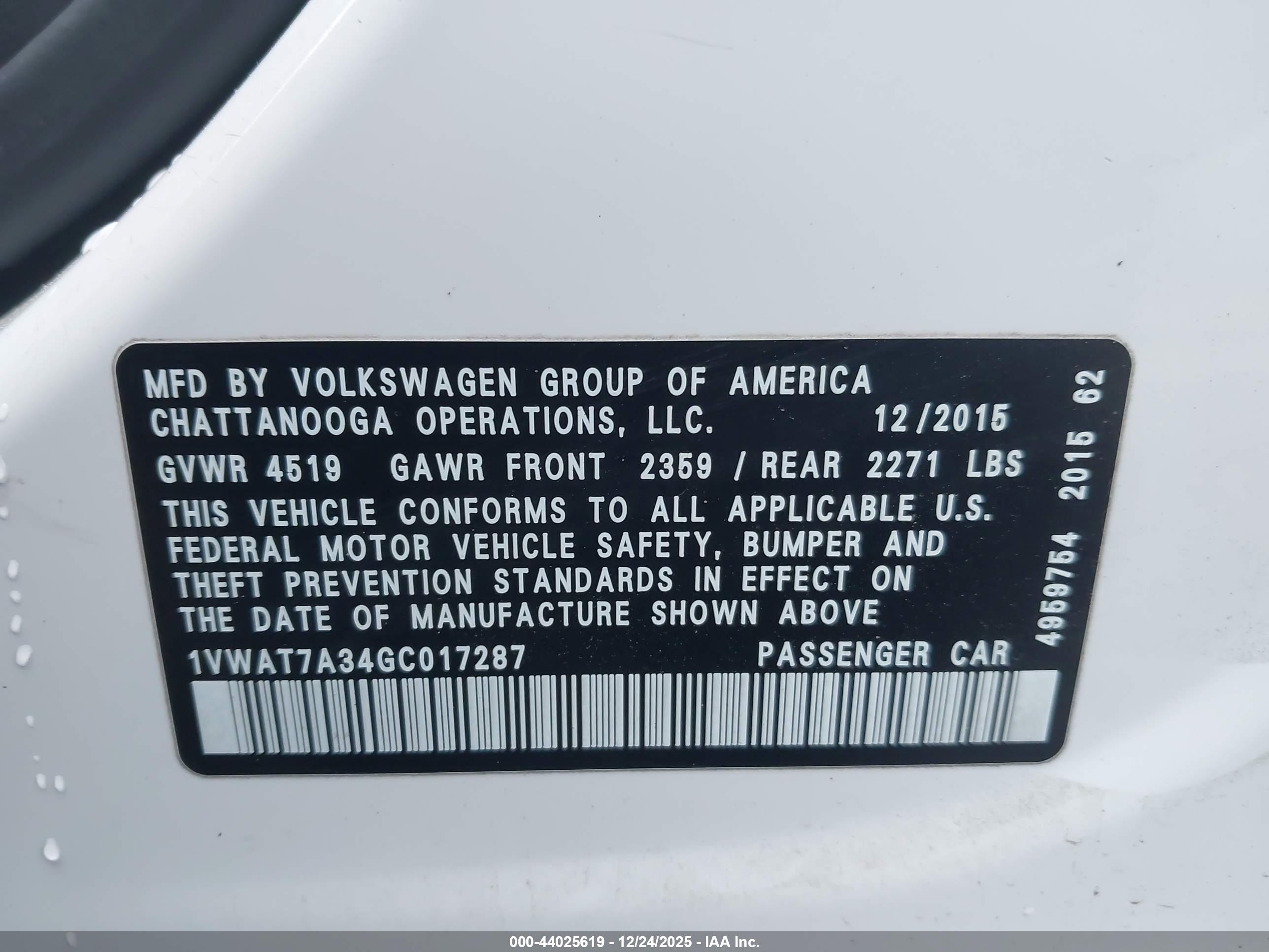 VOLKSWAGEN PASSAT image 9