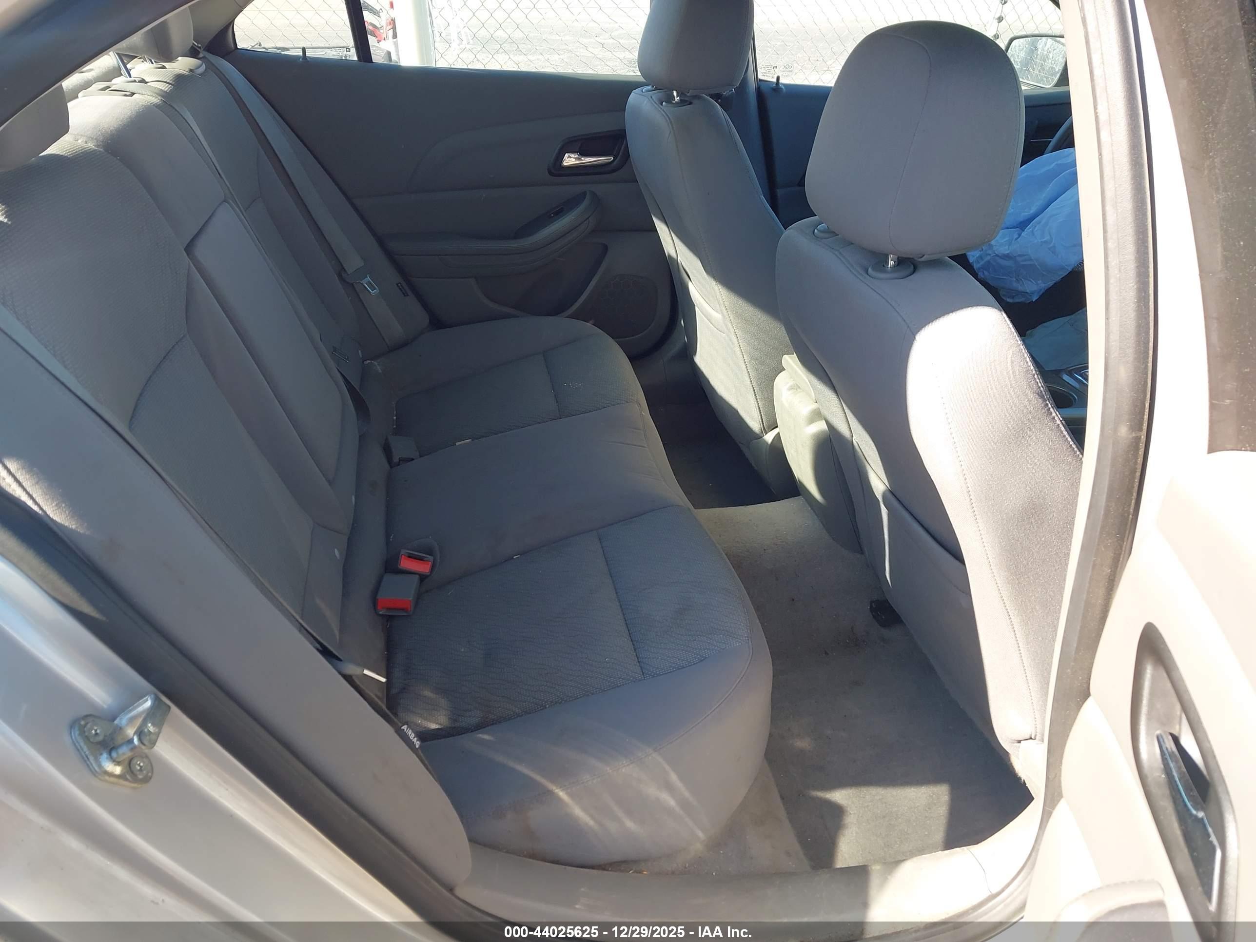CHEVROLET MALIBU image 8