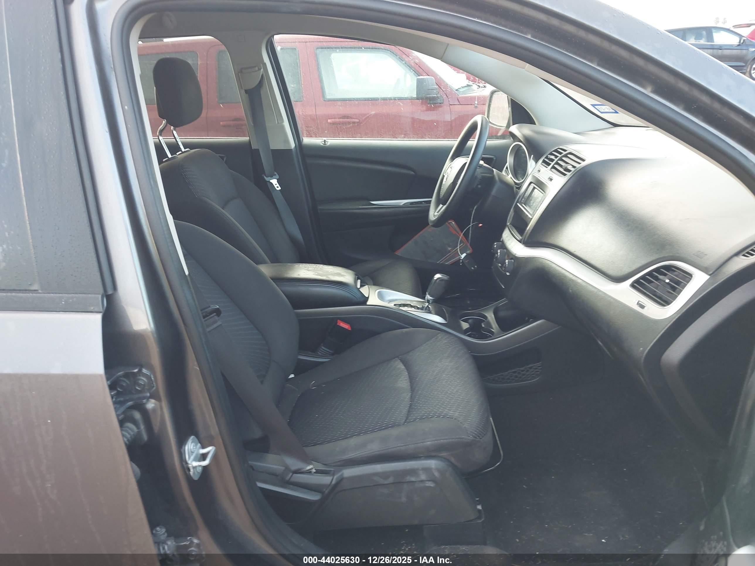 DODGE JOURNEY image 5