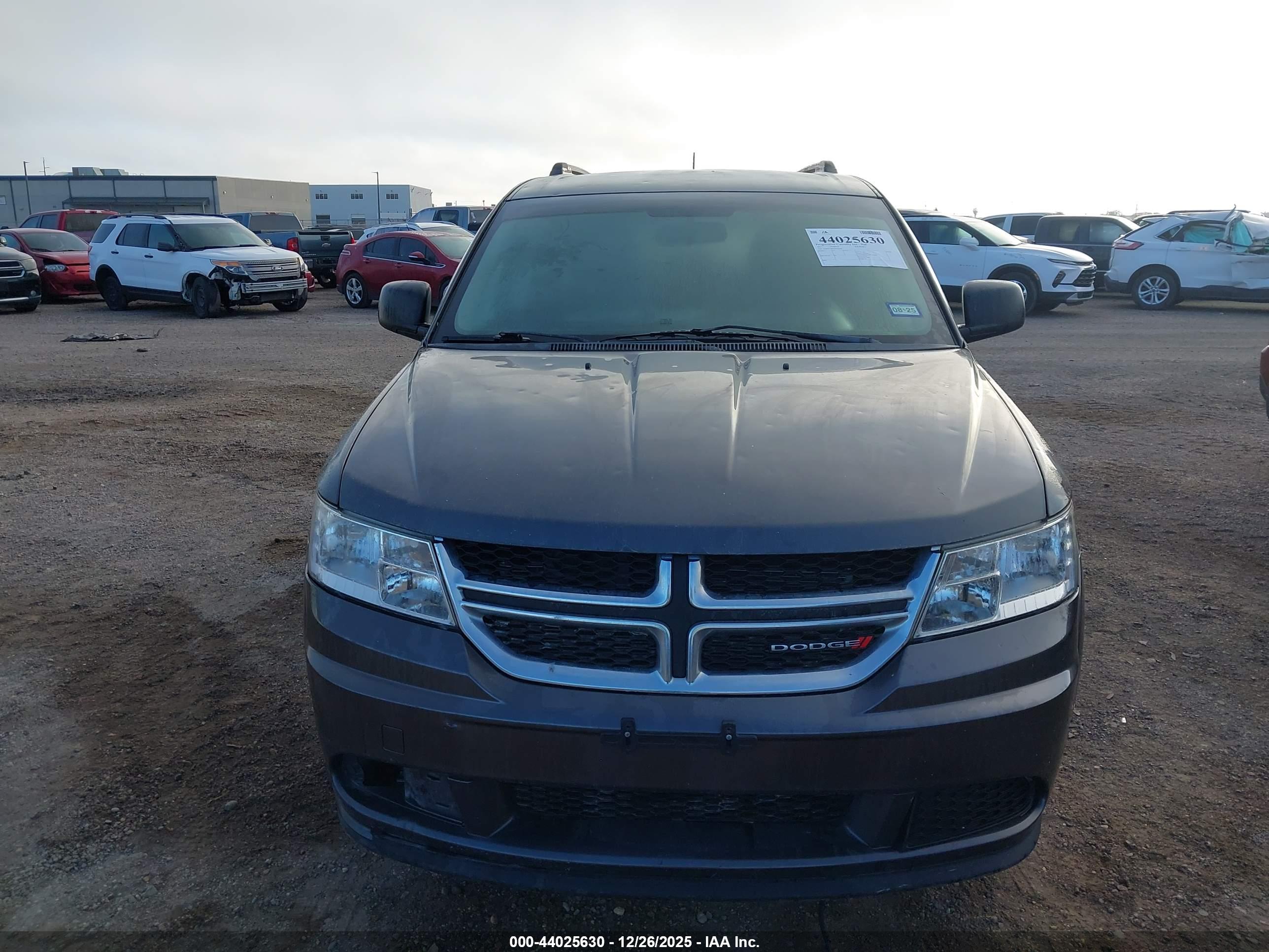 DODGE JOURNEY image 6