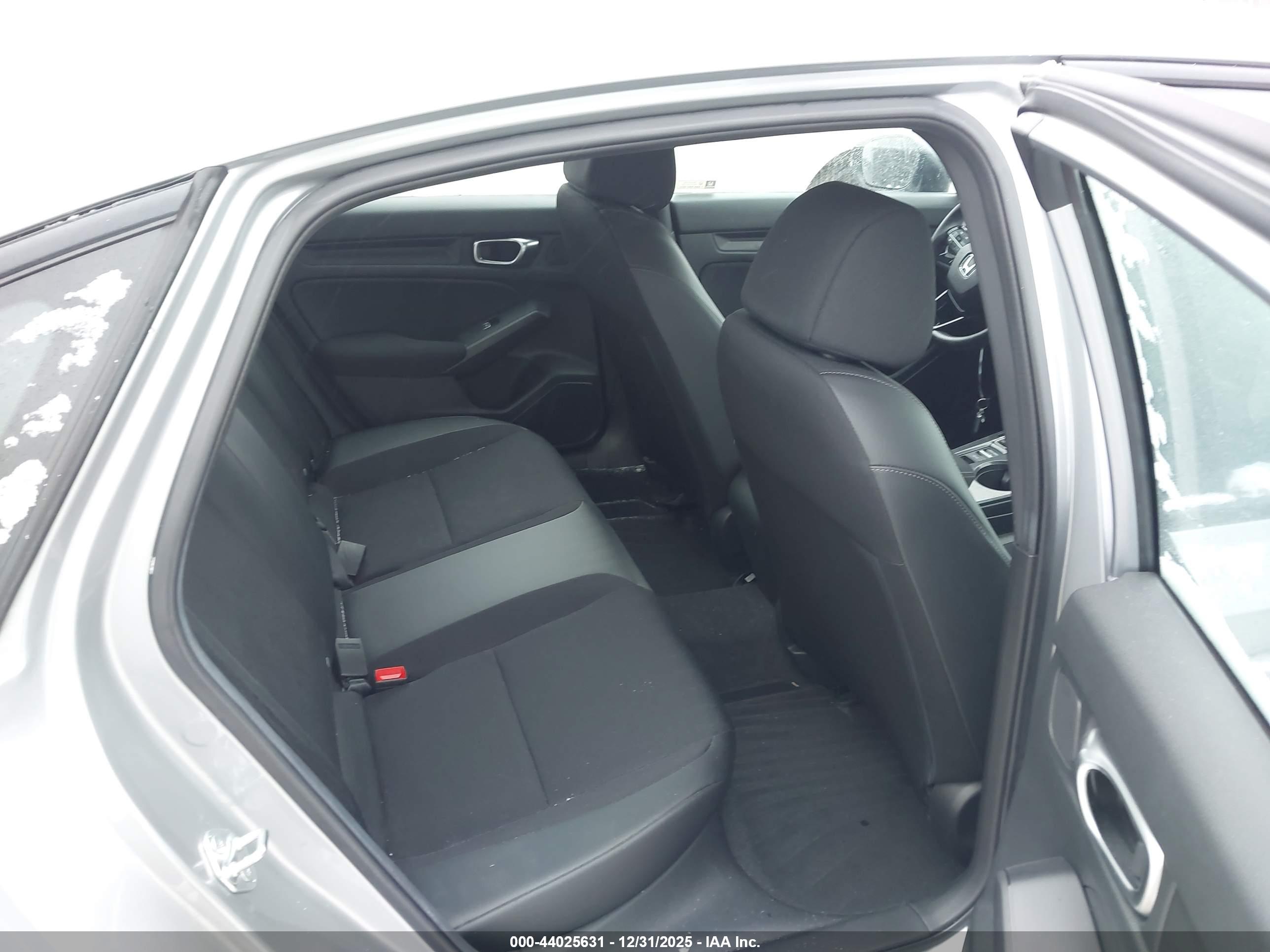 HONDA CIVIC image 8