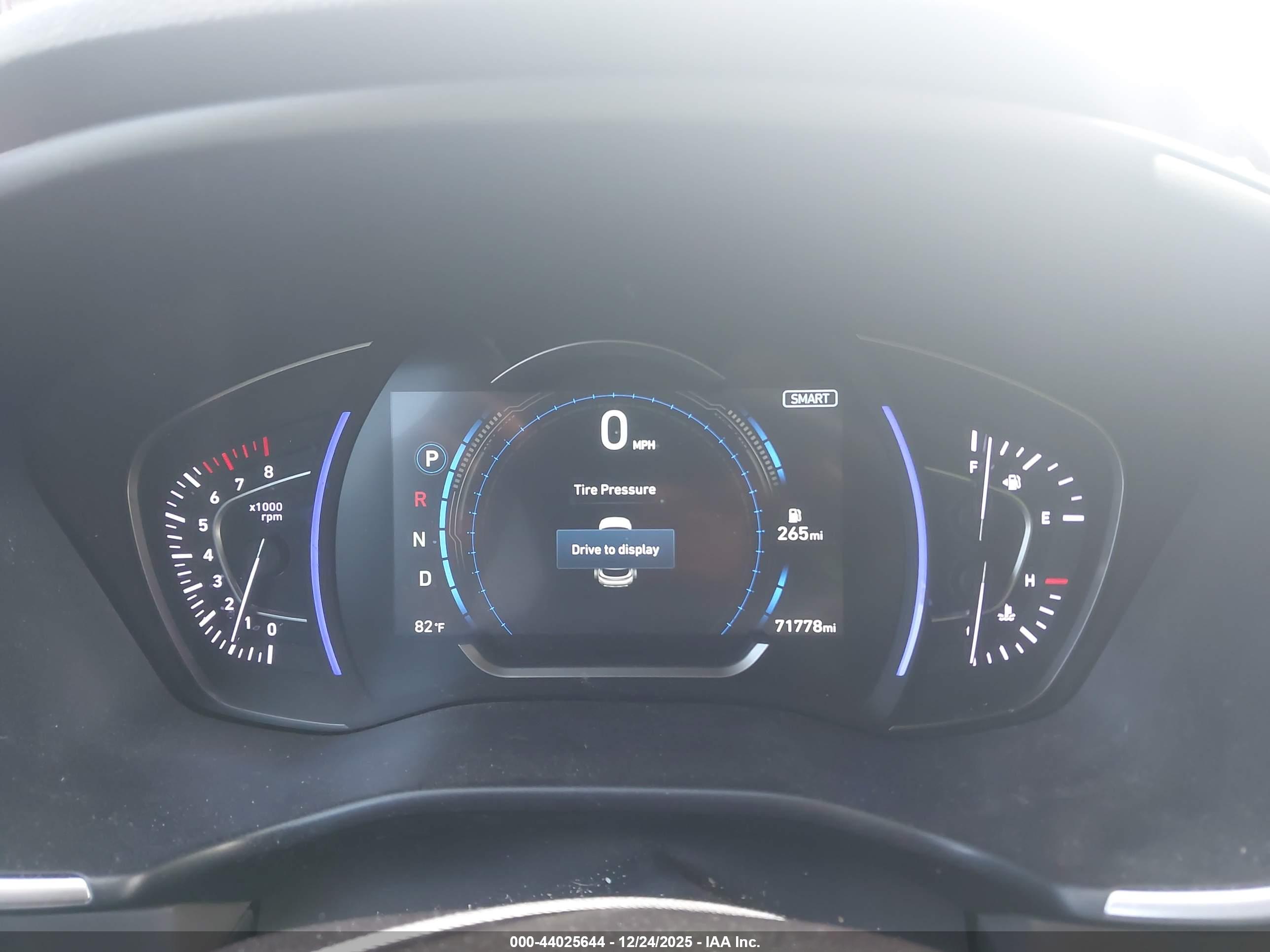 HYUNDAI SANTA image 7