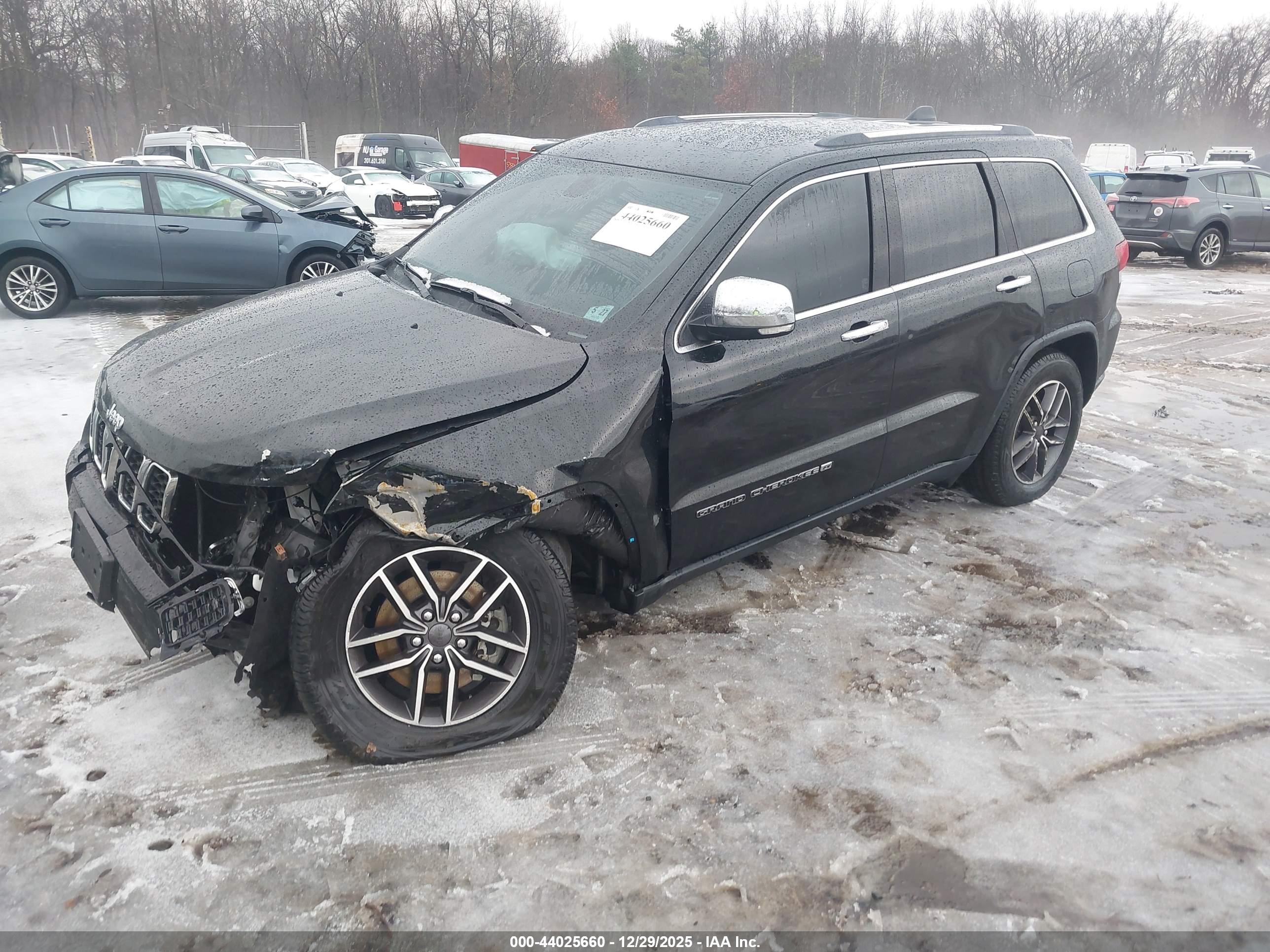 JEEP GRAND image 2