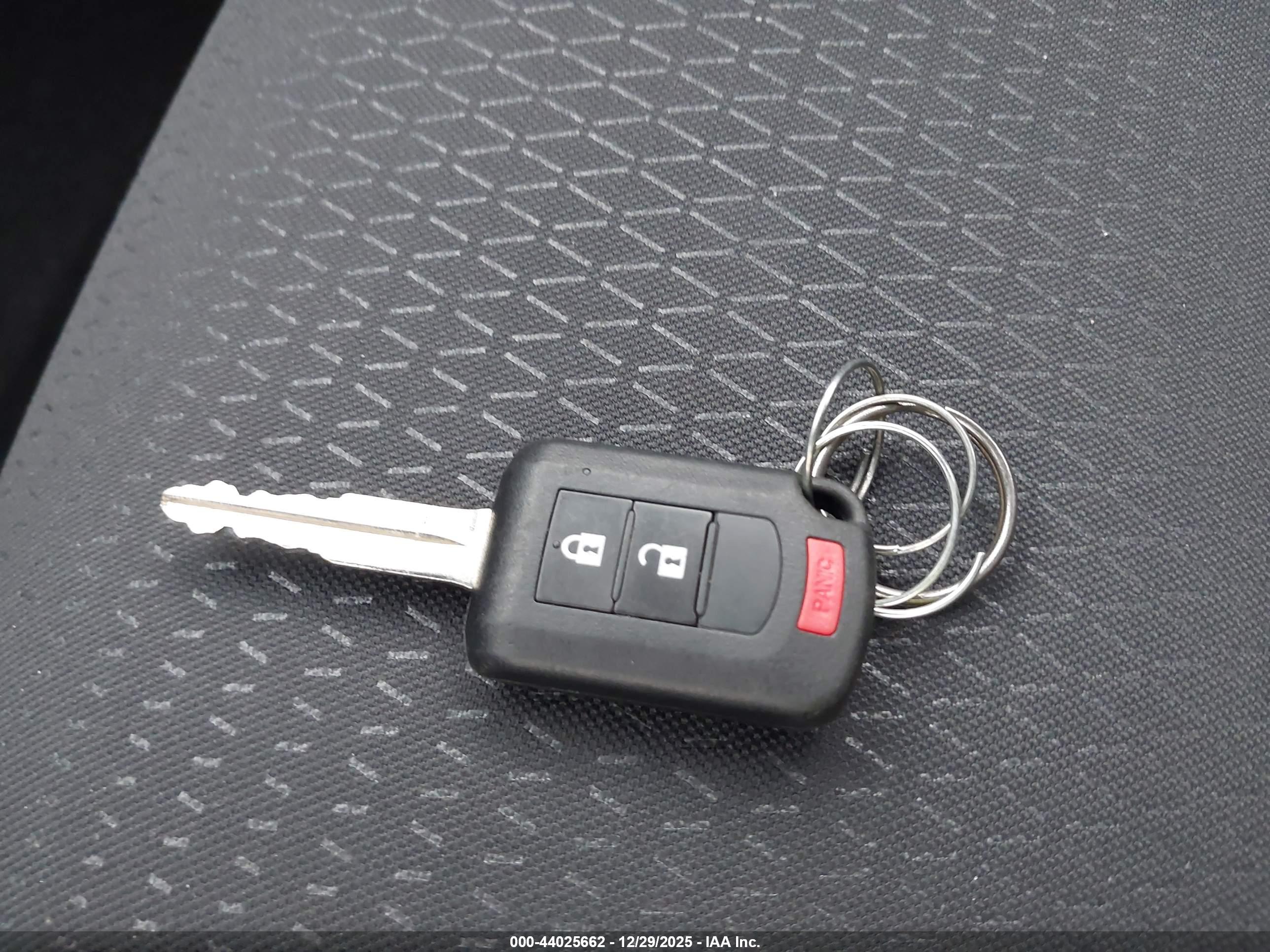 MITSUBISHI MIRAGE image 11