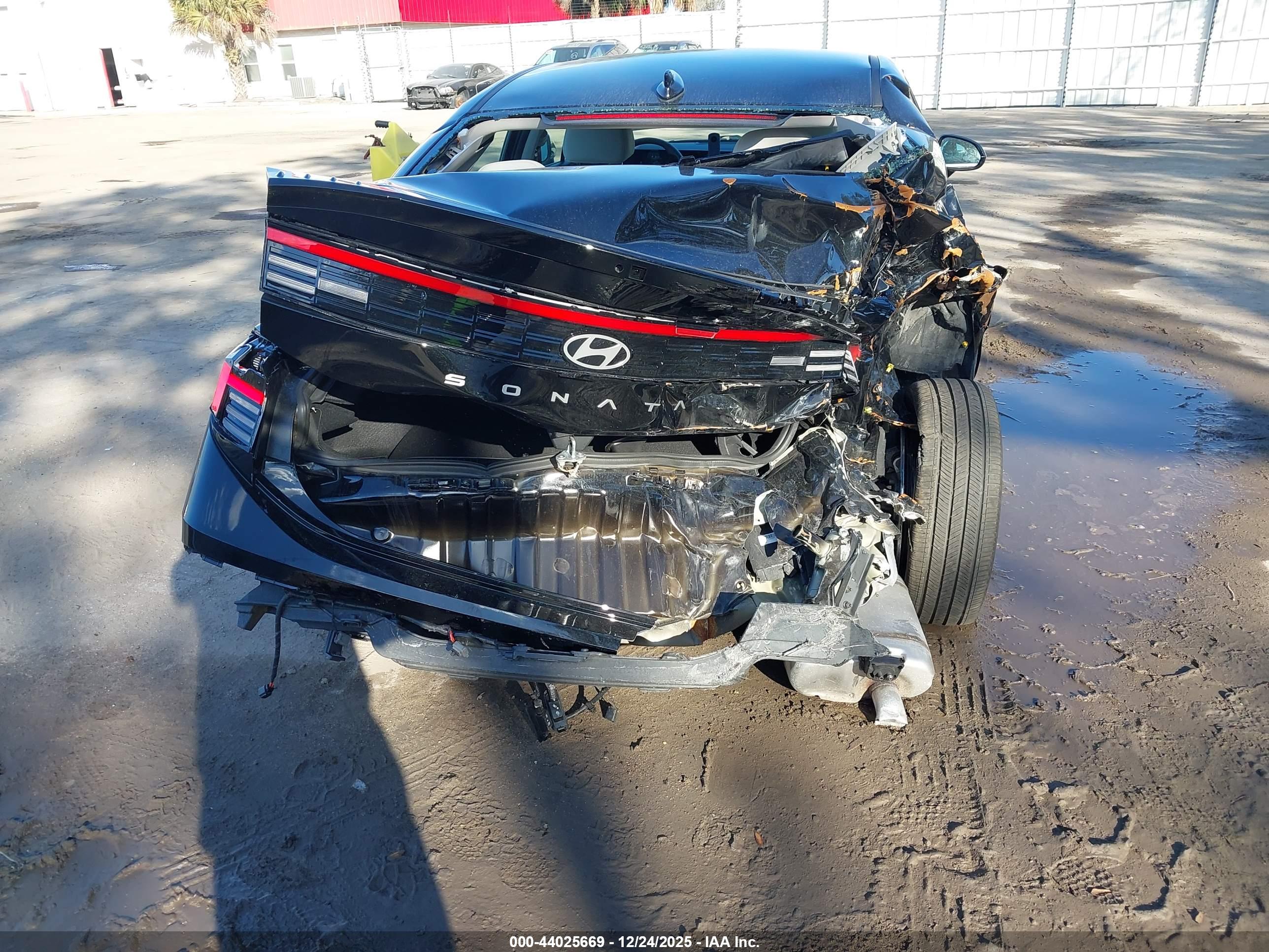 HYUNDAI SONATA image 6