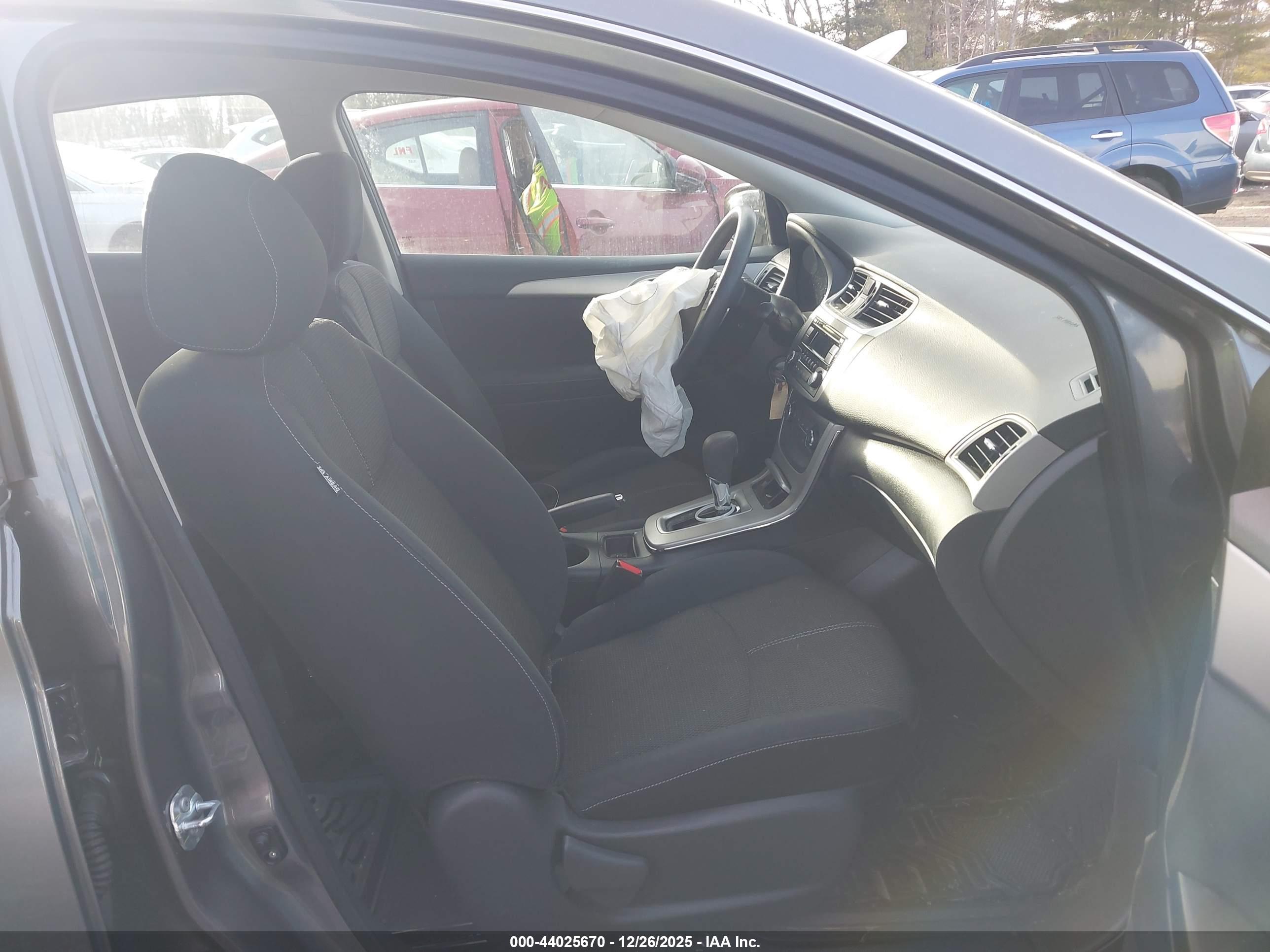 NISSAN SENTRA image 5