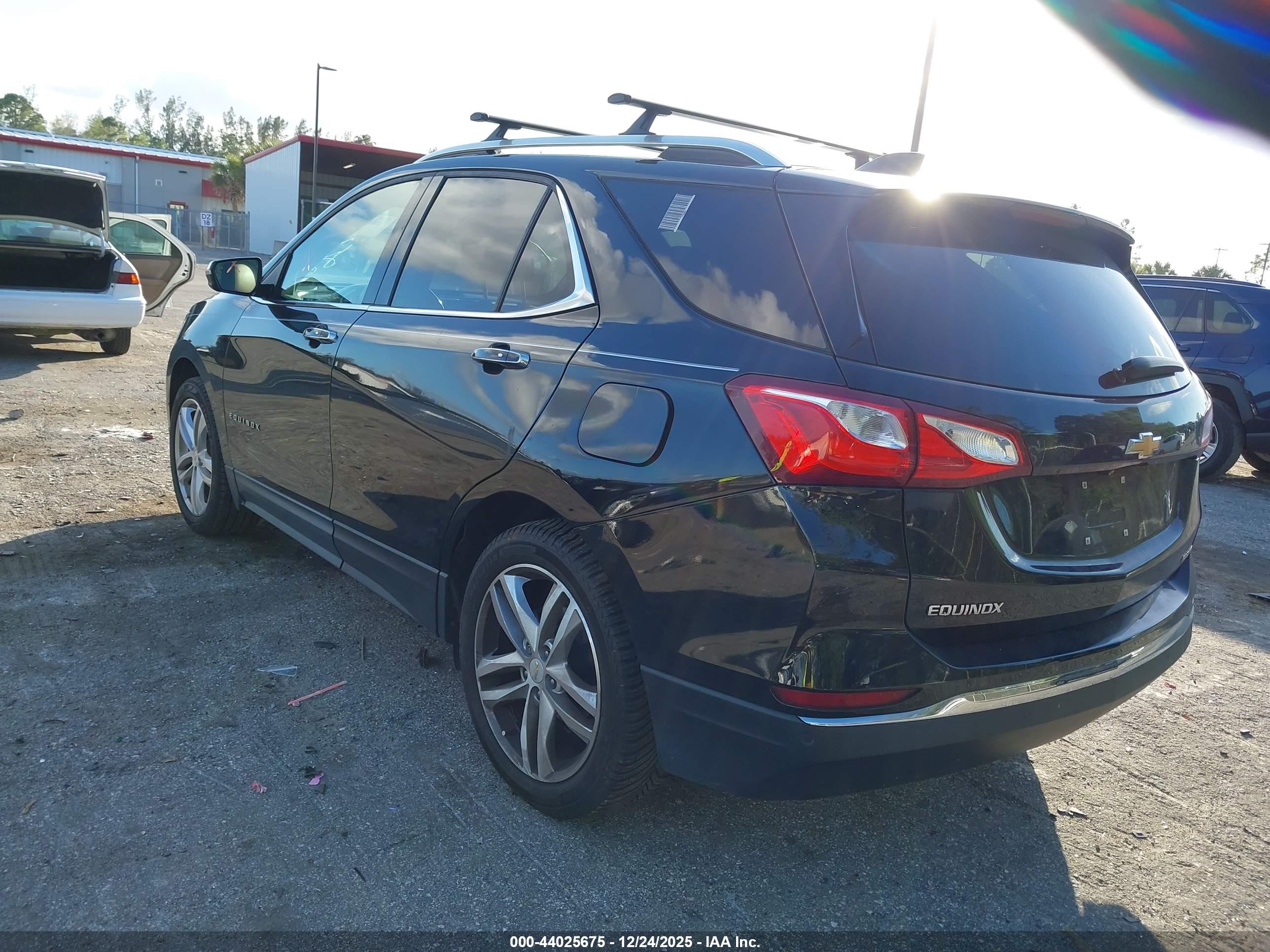 CHEVROLET EQUINOX image 3