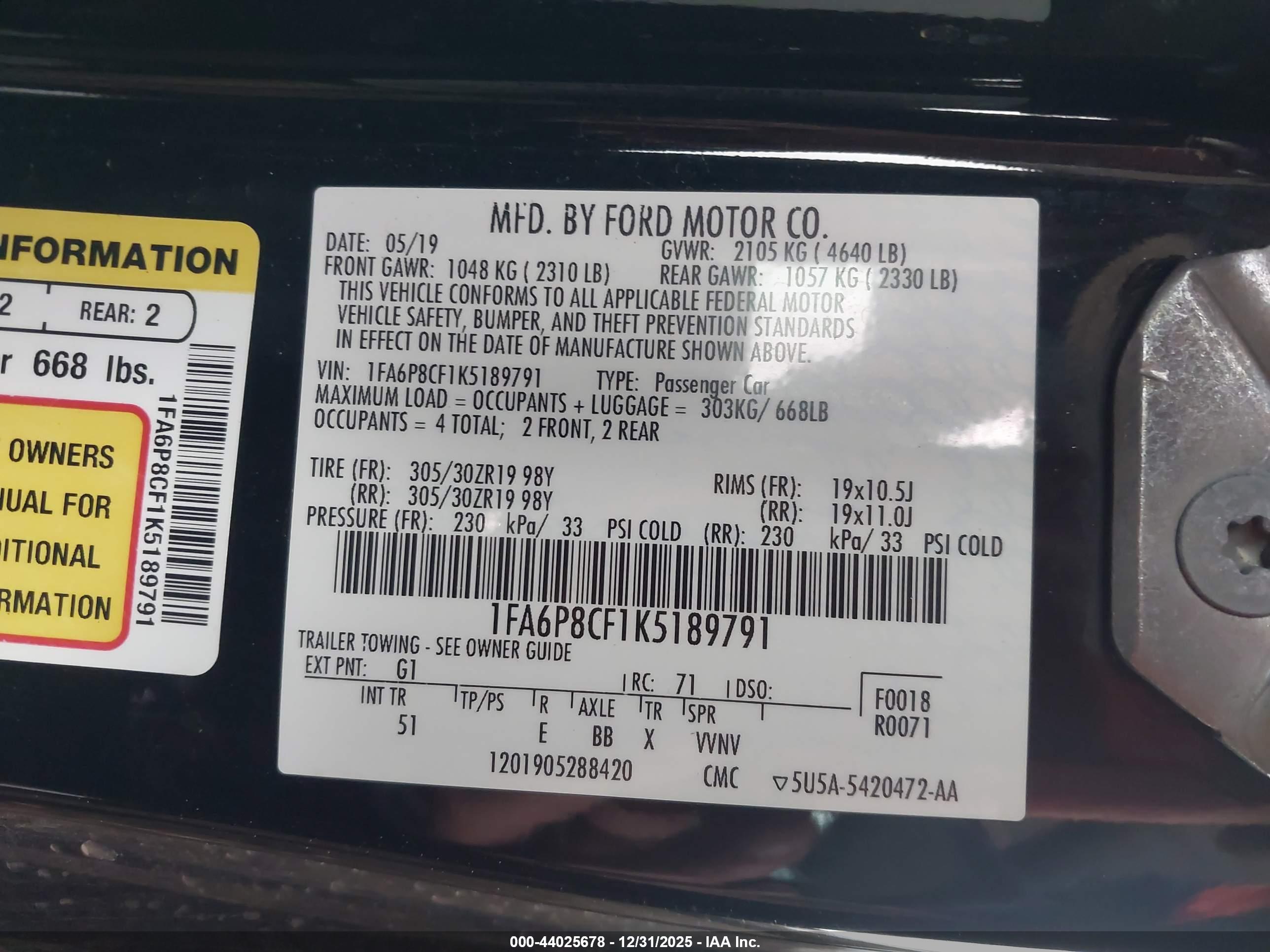 FORD MUSTANG image 9