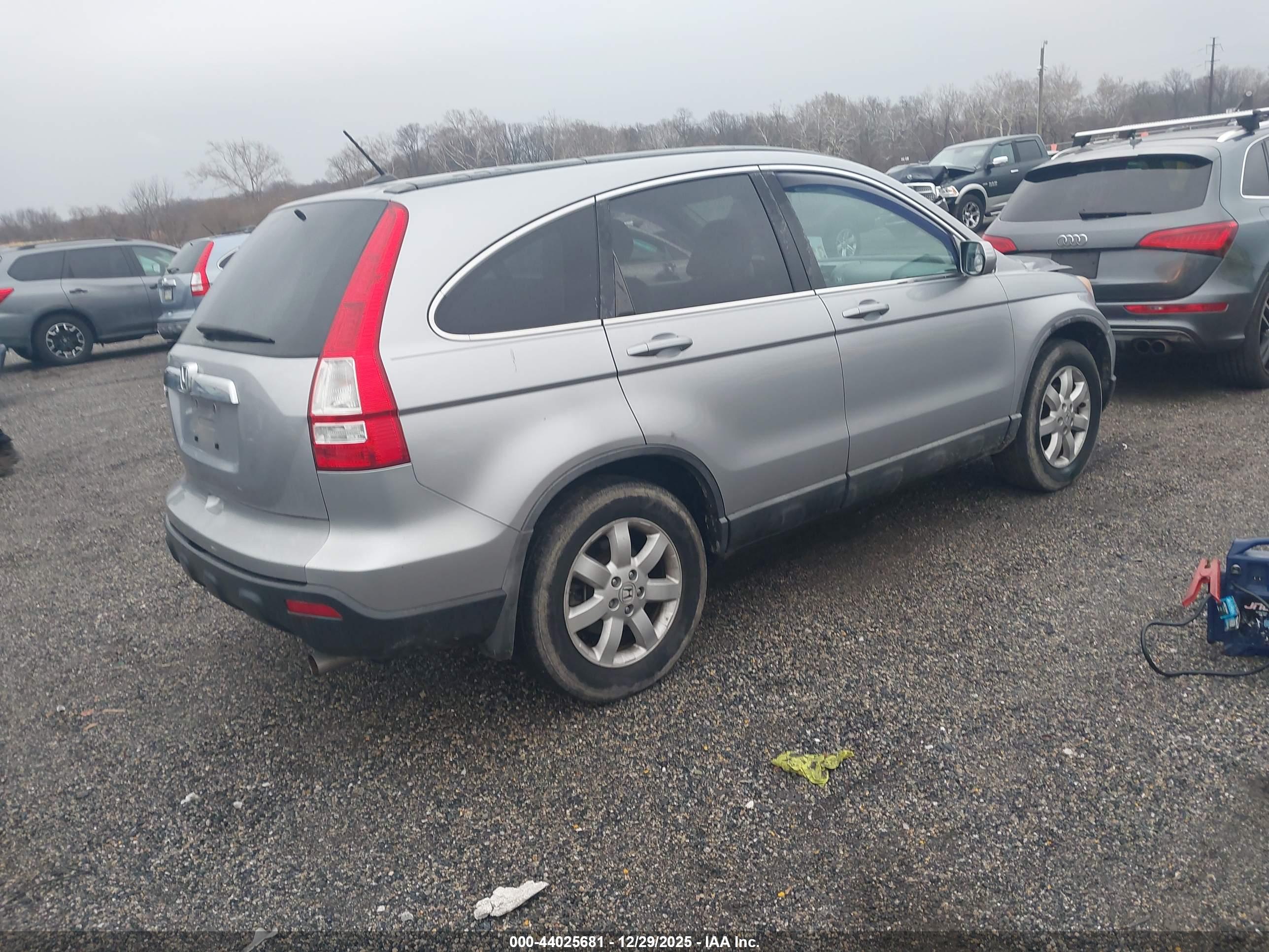 HONDA CR-V image 4