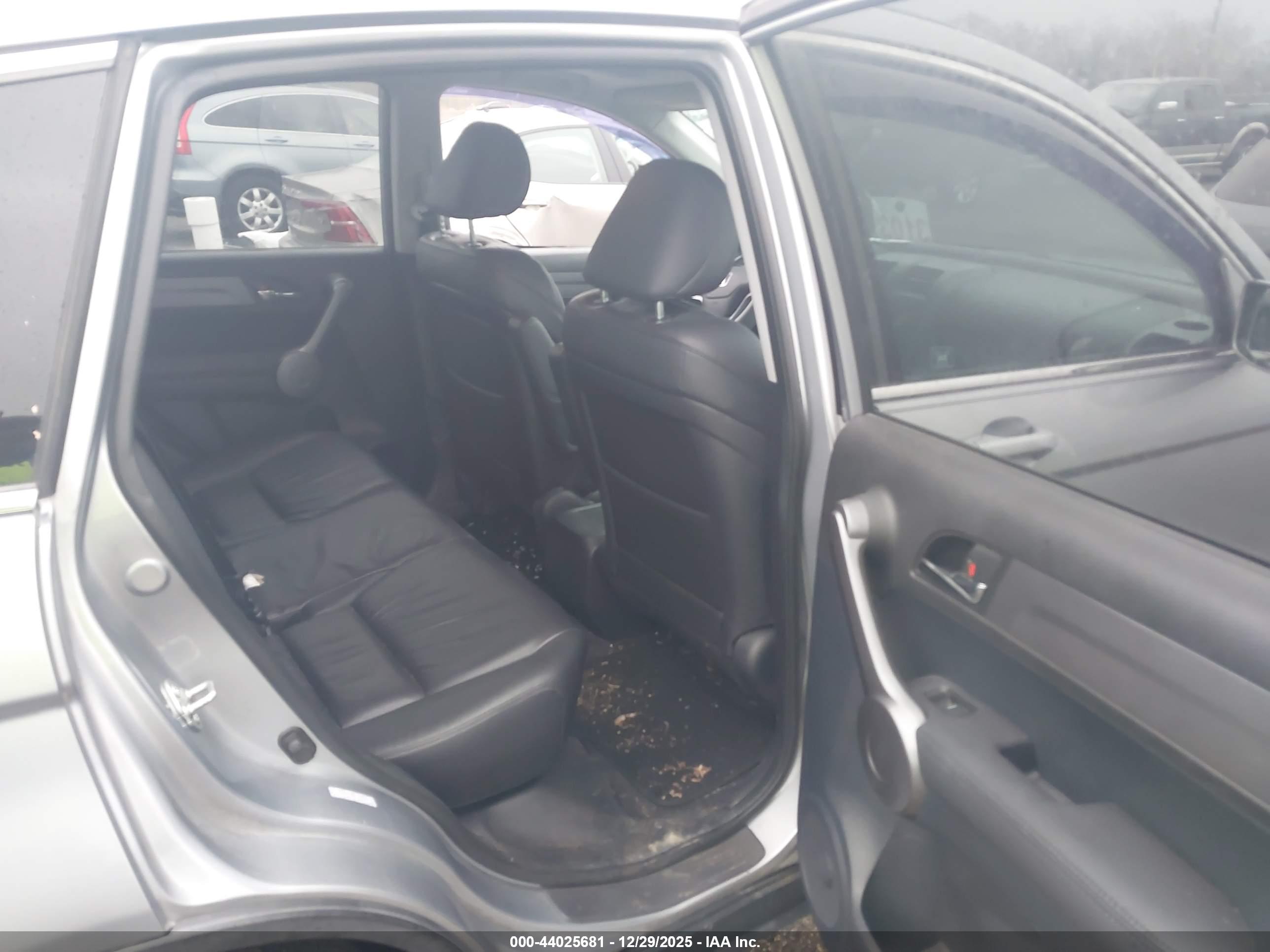 HONDA CR-V image 8