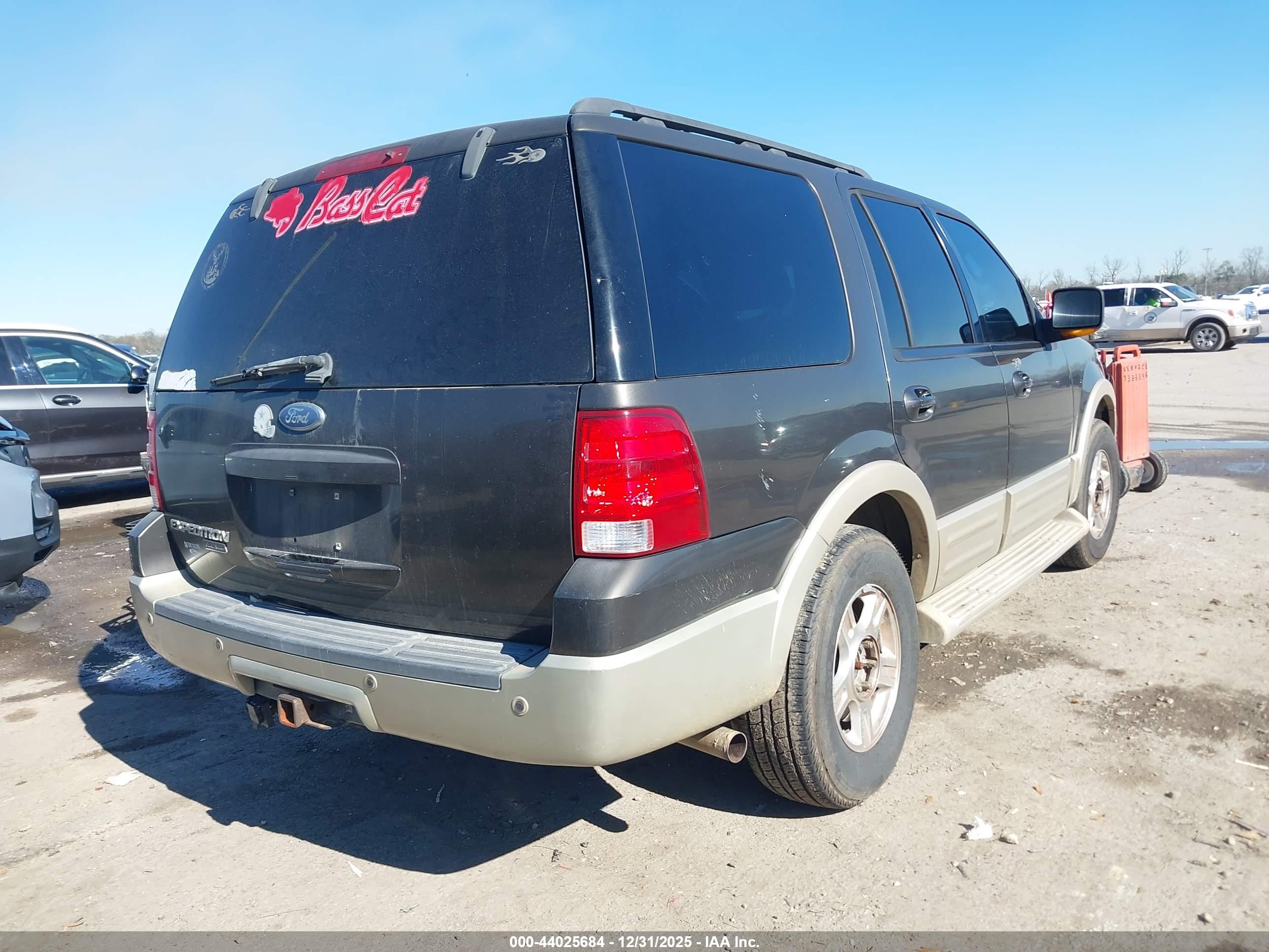 FORD EXPEDITION image 4