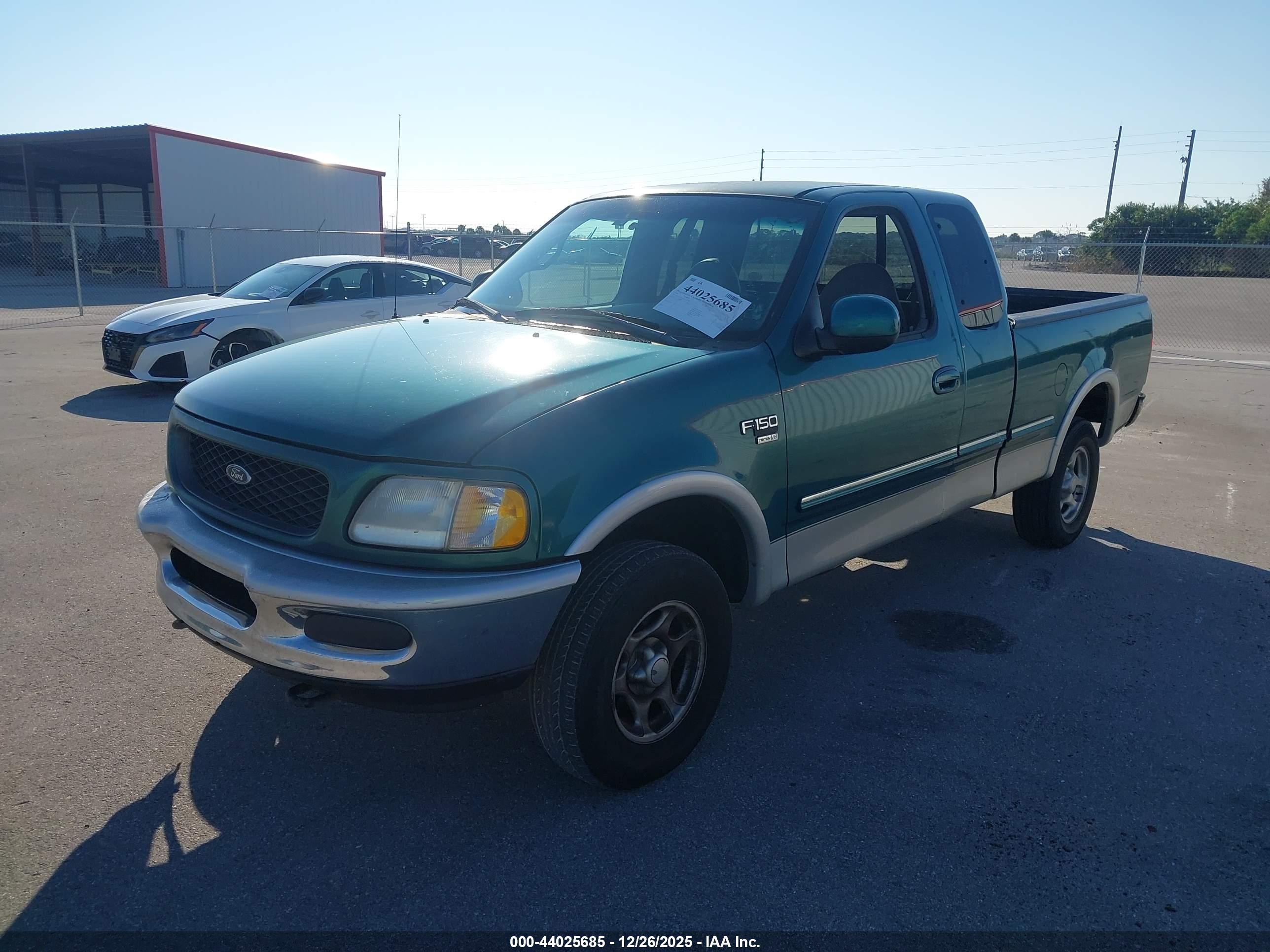FORD F-150 image 2