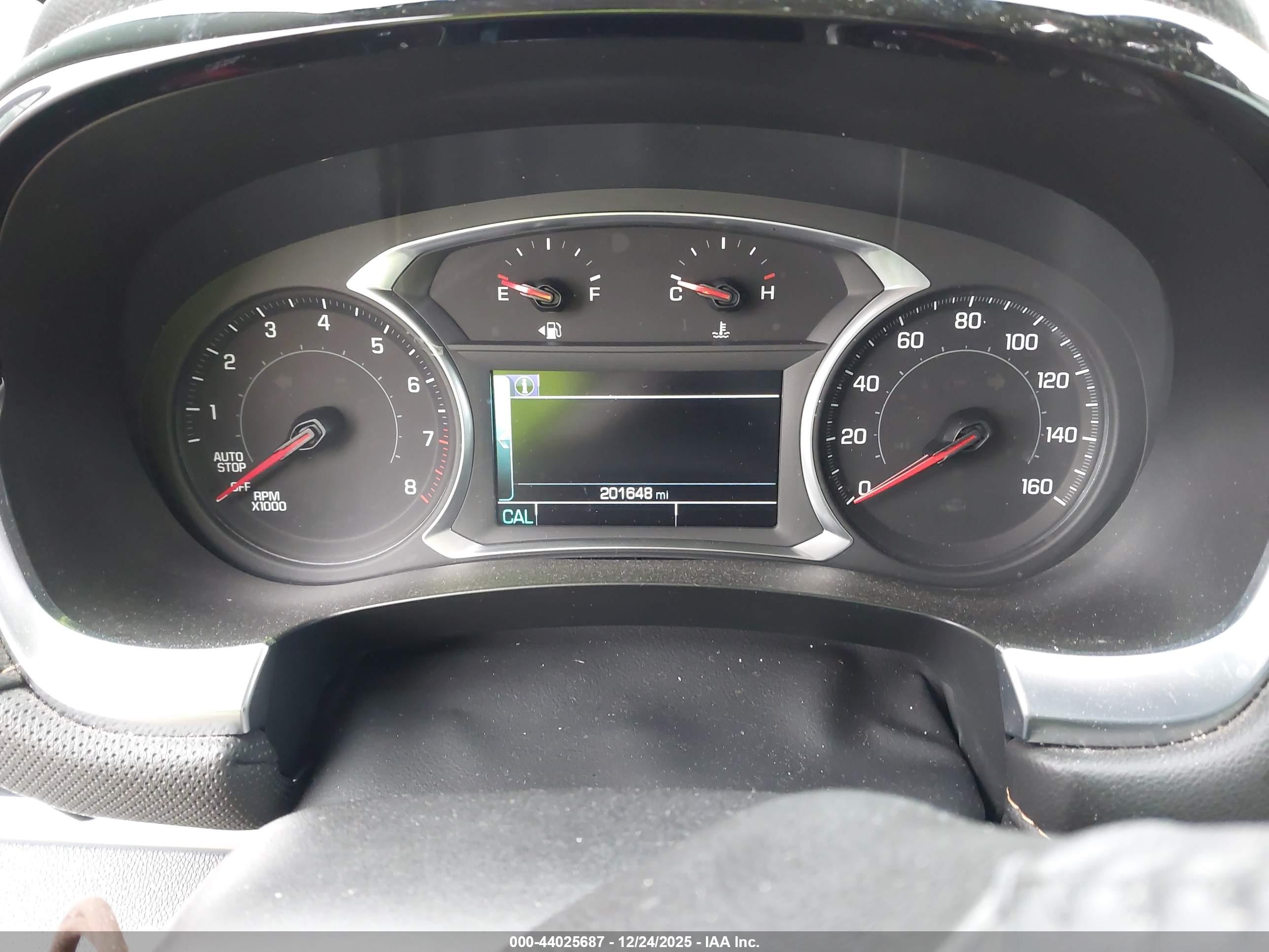 CHEVROLET TRAVERSE image 7