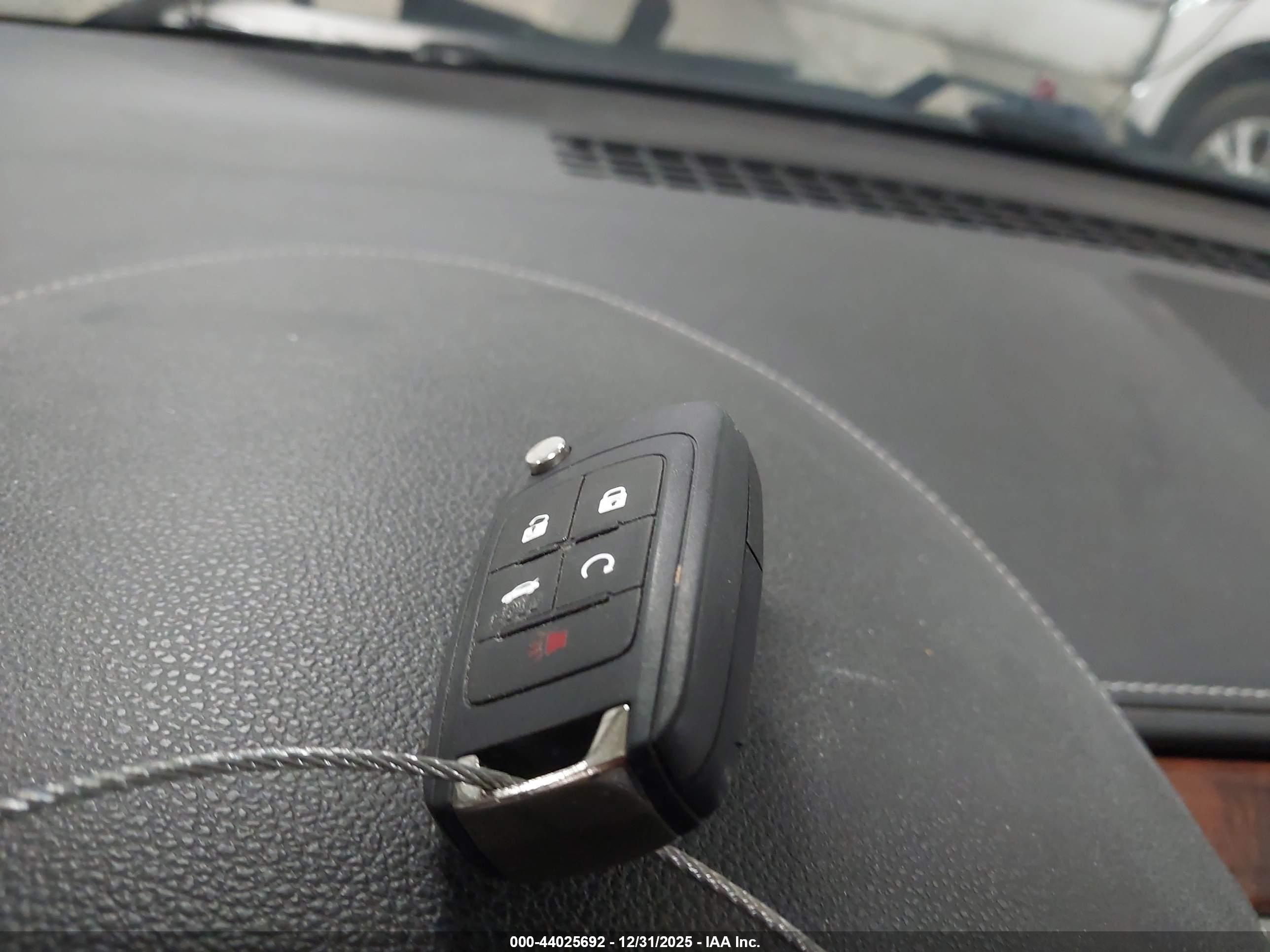 BUICK LACROSSE image 11