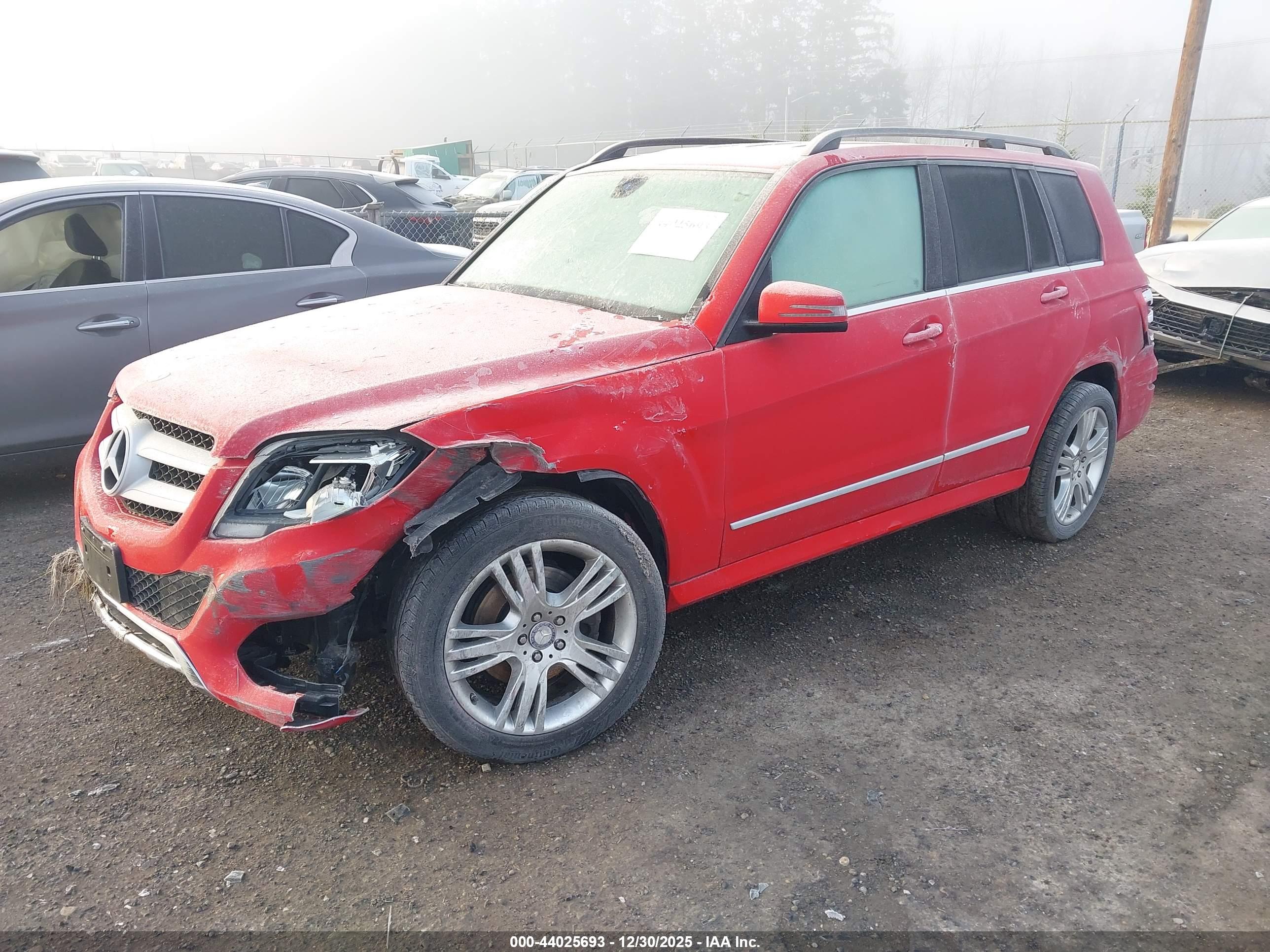 MERCEDES-BENZ GLK image 2