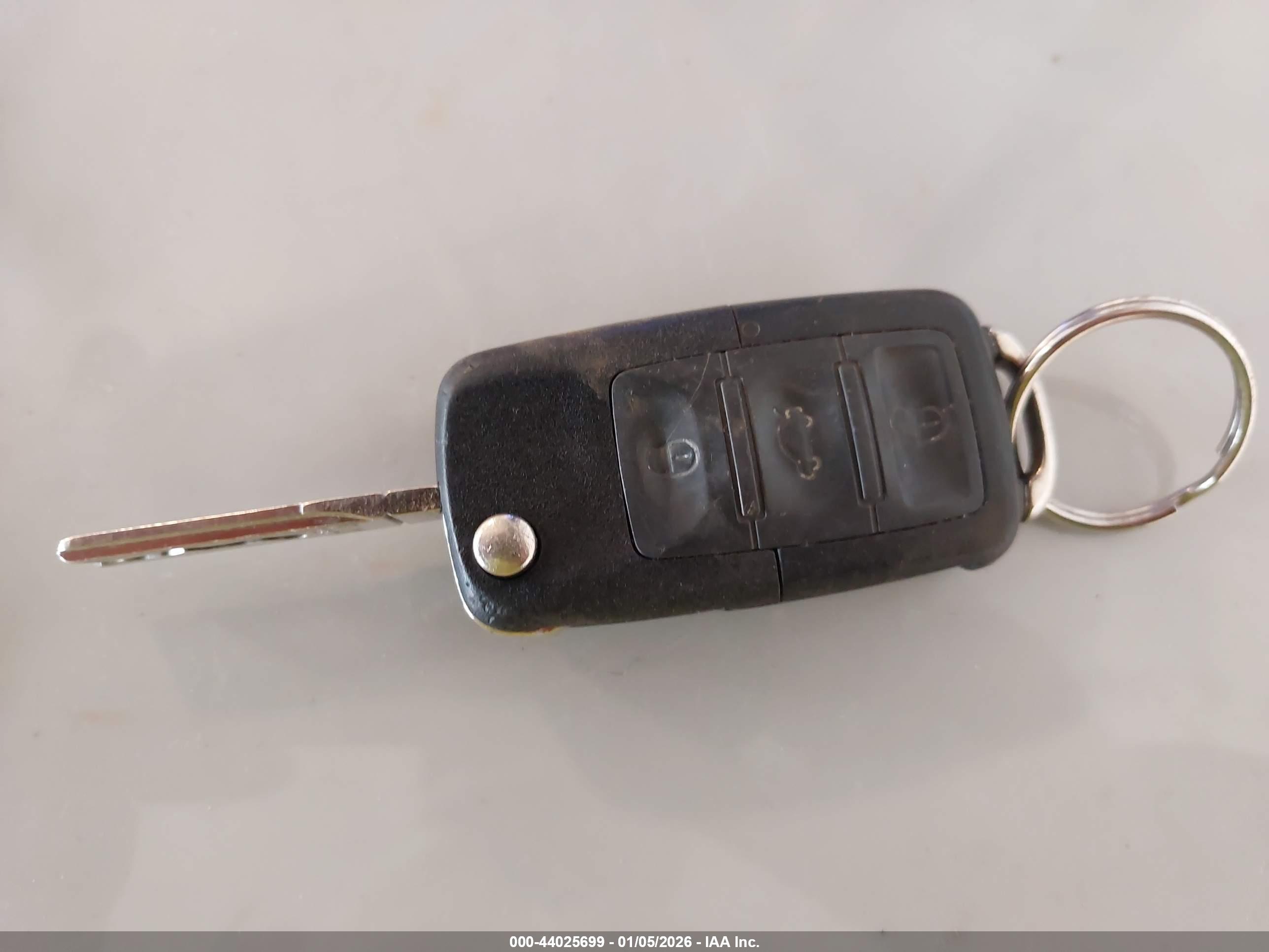 VOLKSWAGEN EOS image 11