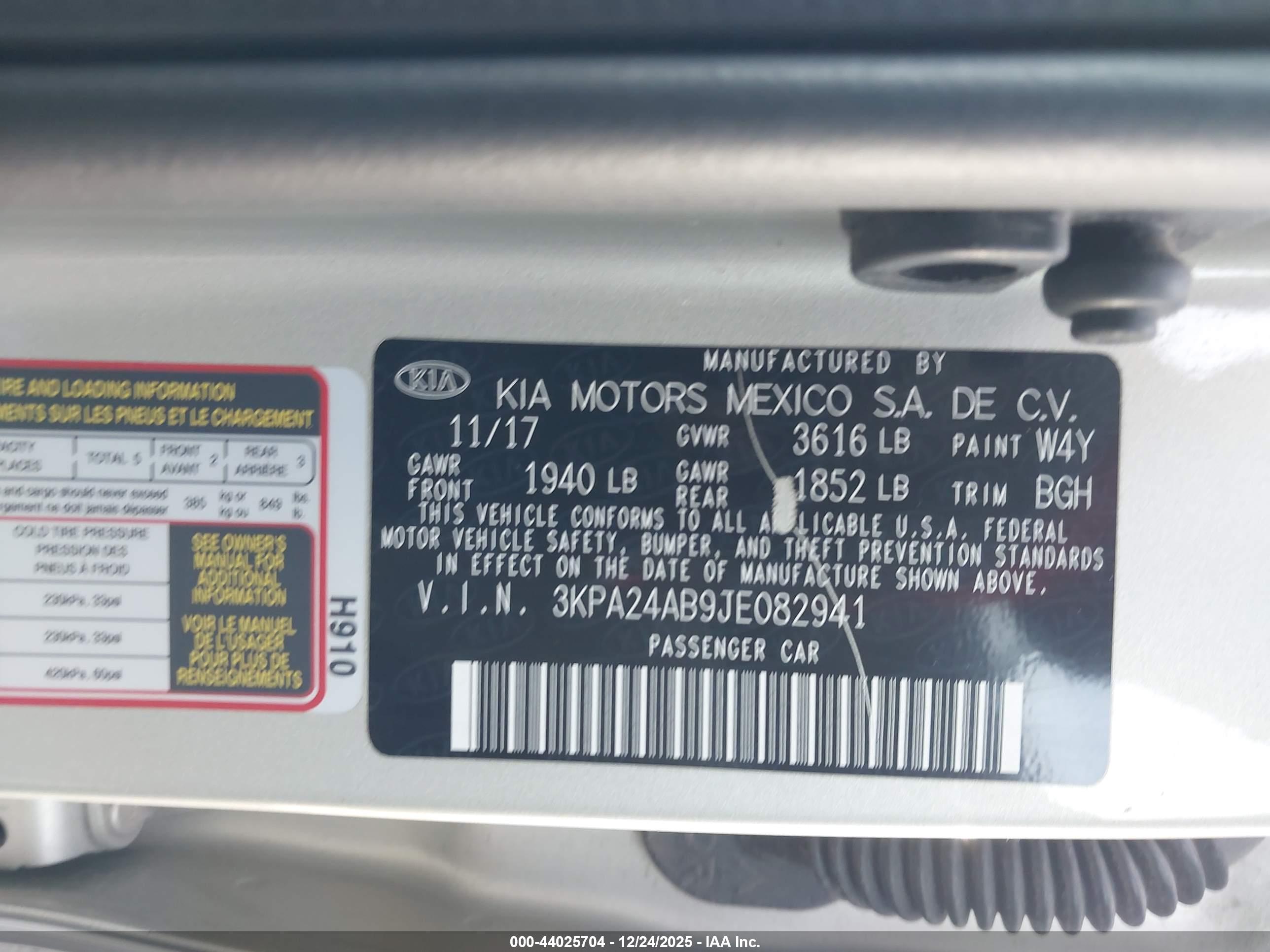 KIA RIO image 9