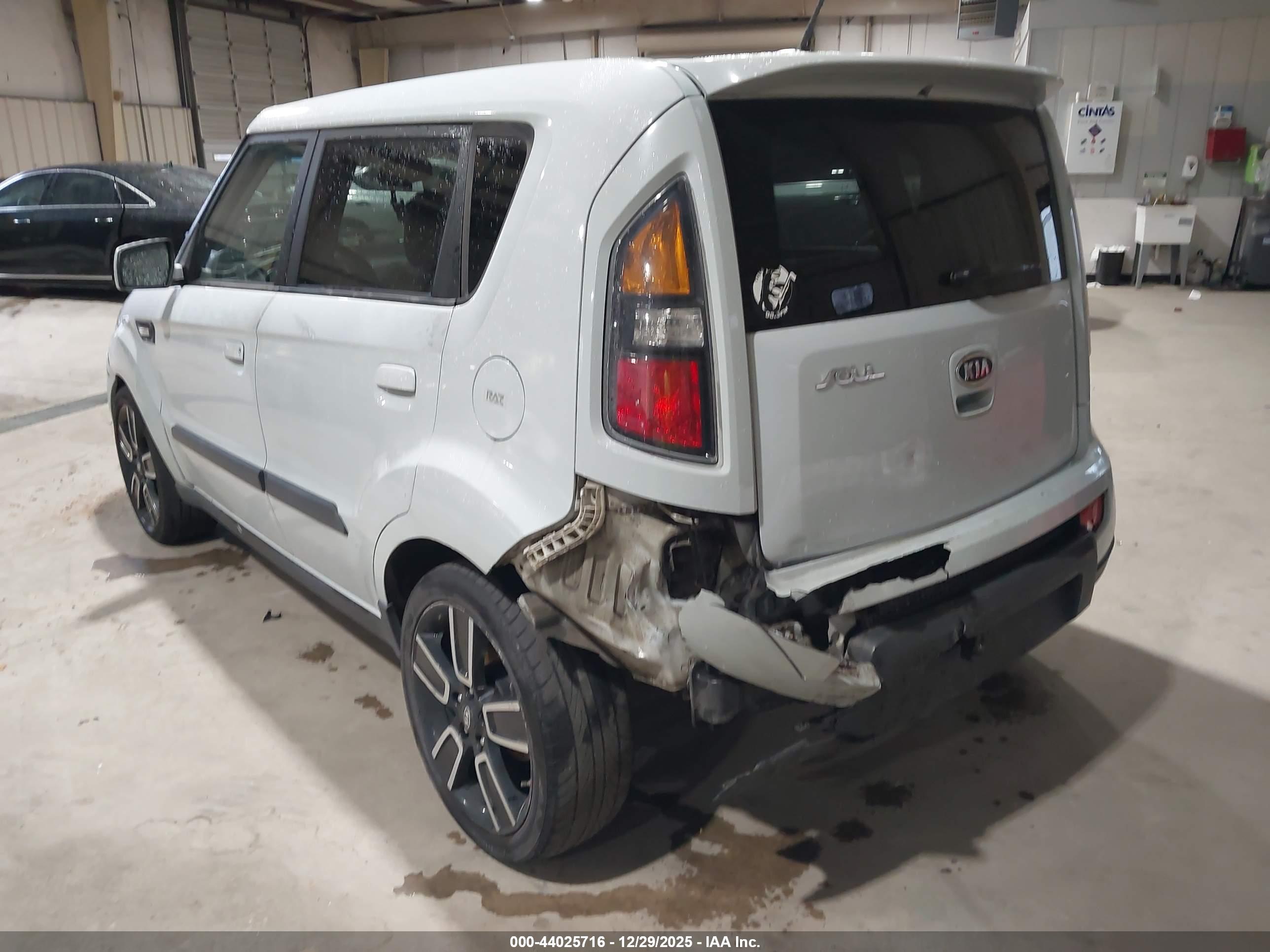 KIA SOUL image 6