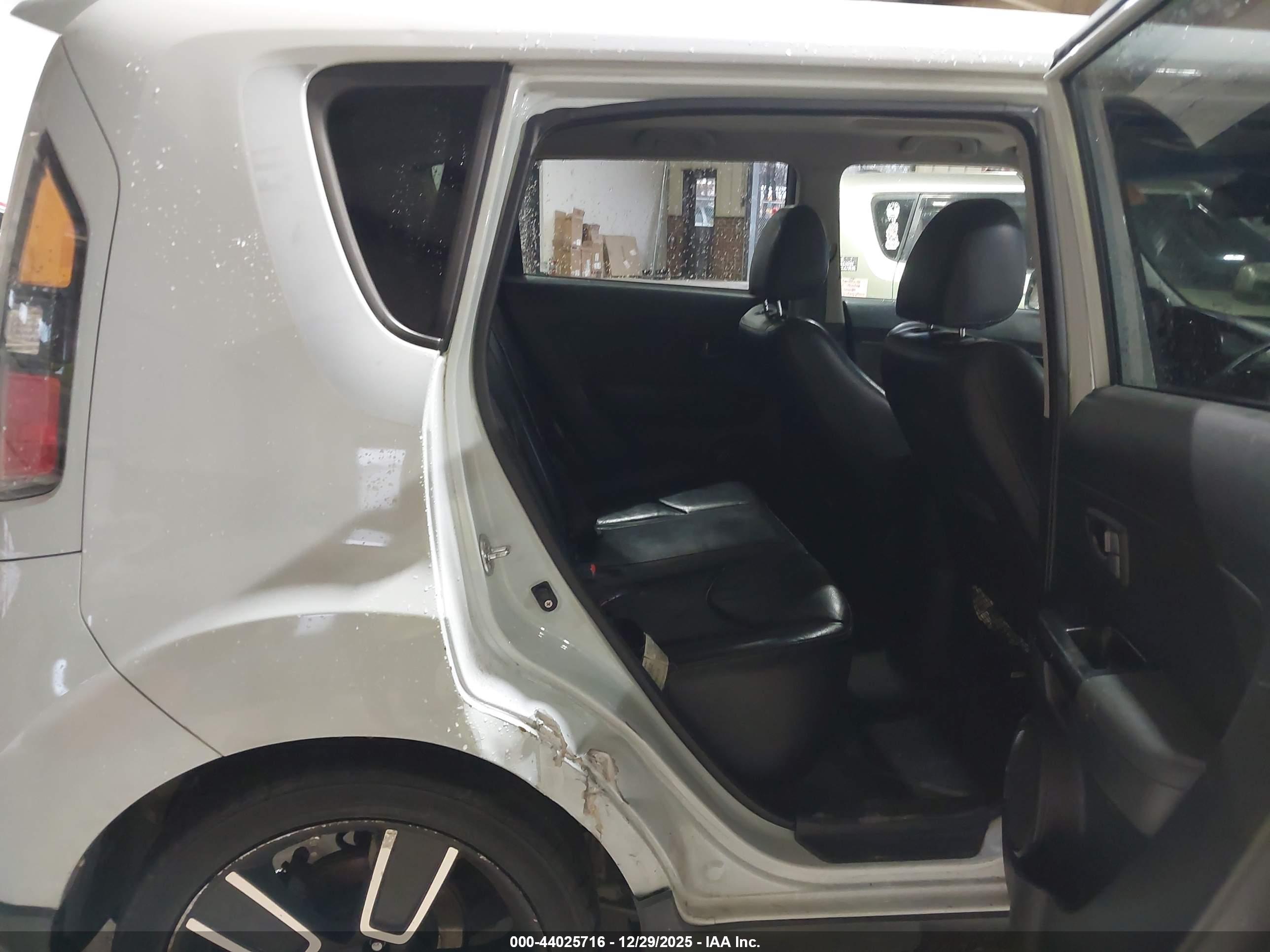 KIA SOUL image 8