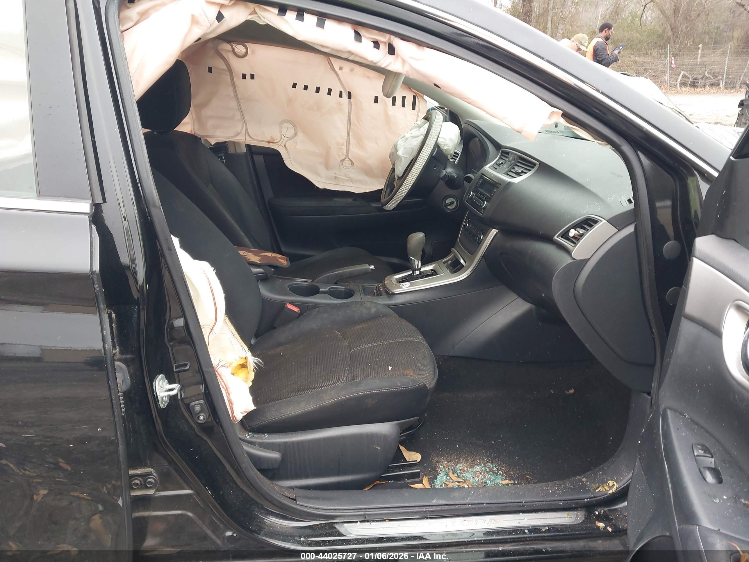 NISSAN SENTRA image 5