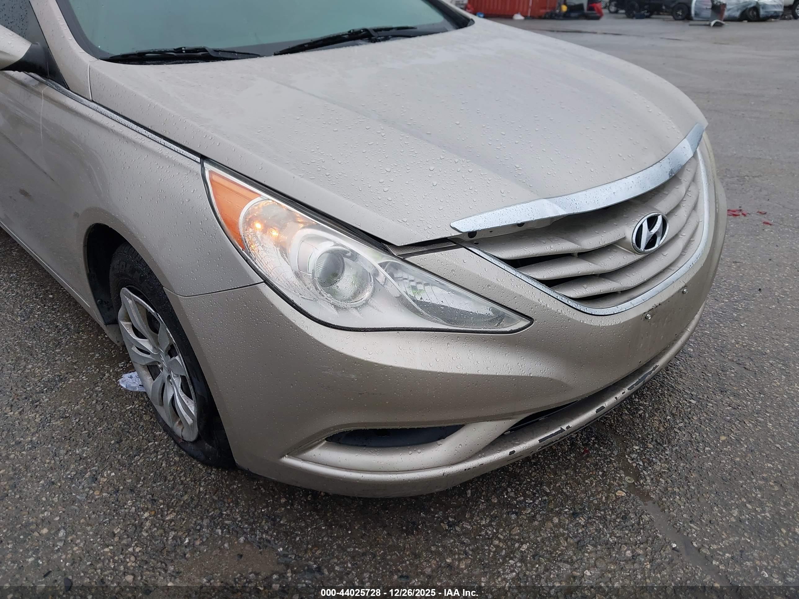 HYUNDAI SONATA image 6
