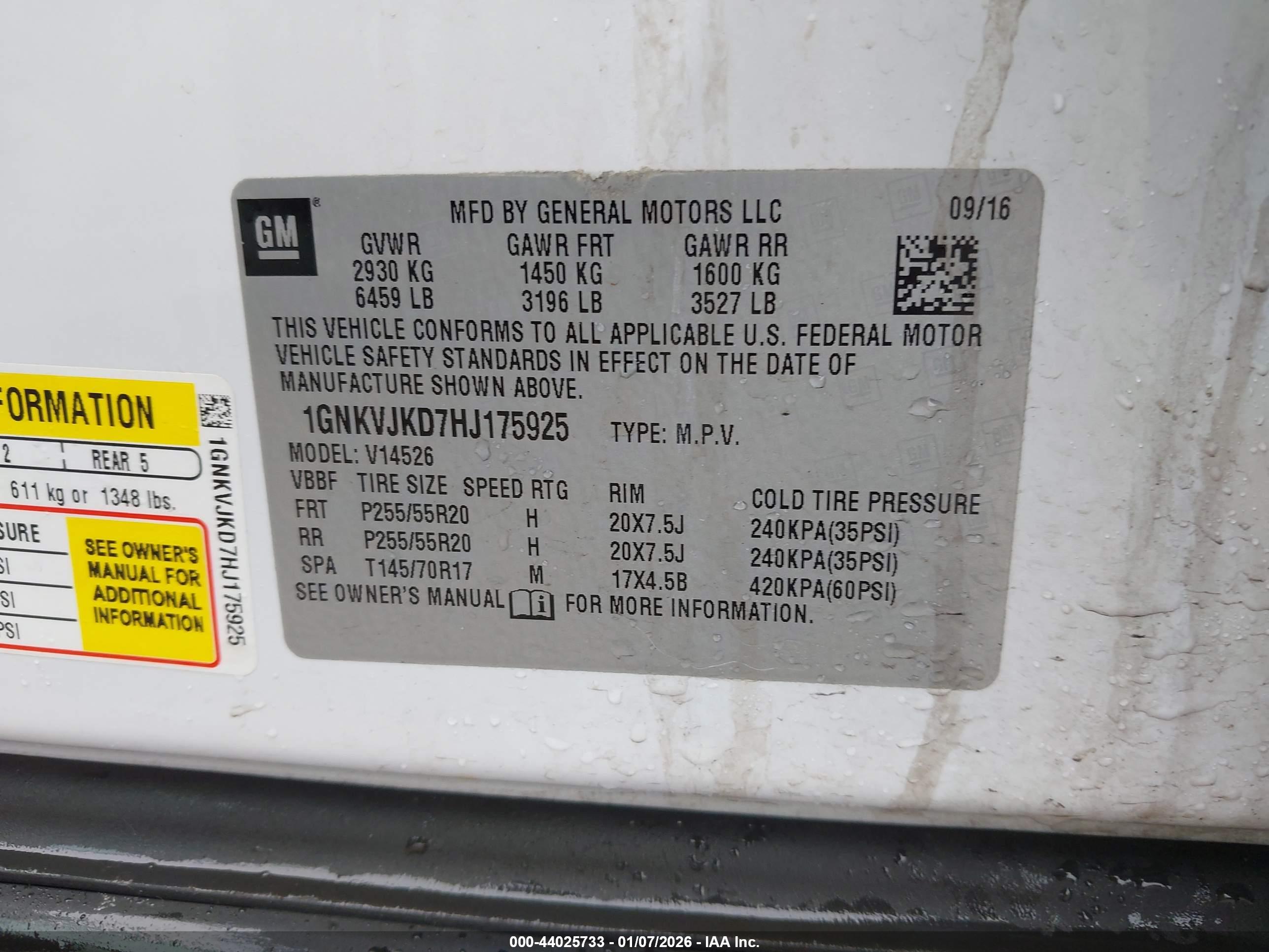 CHEVROLET TRAVERSE image 9